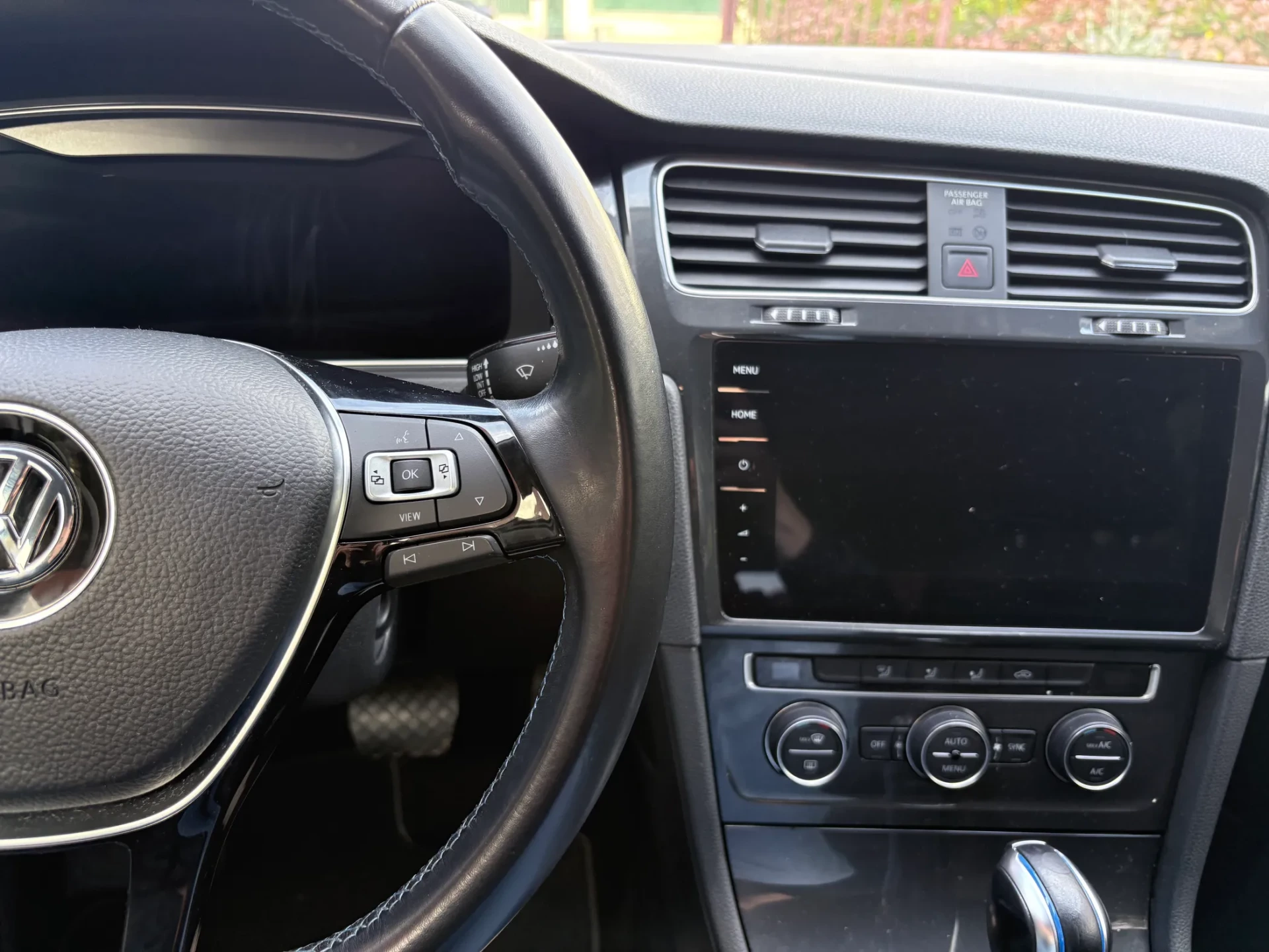 Volkswagen e-Golf AC/DC 36