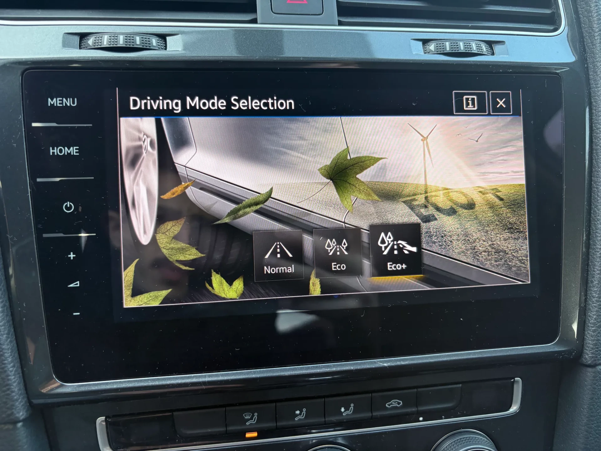 Volkswagen e-Golf AC/DC 42