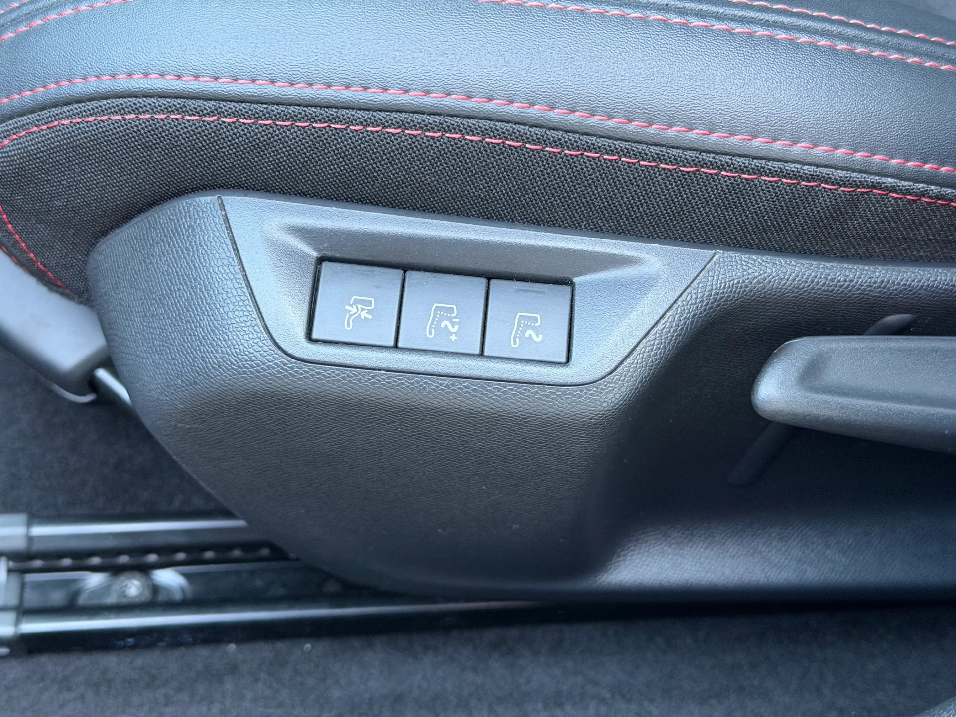 Peugeot 308 1.6 PureTech GT 33