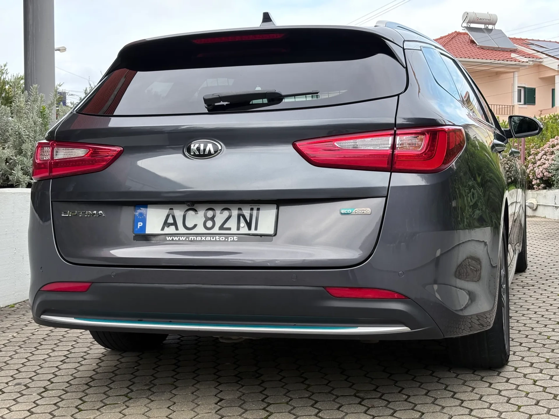 Kia Optima SW 2.0 CVVT PHEV 23