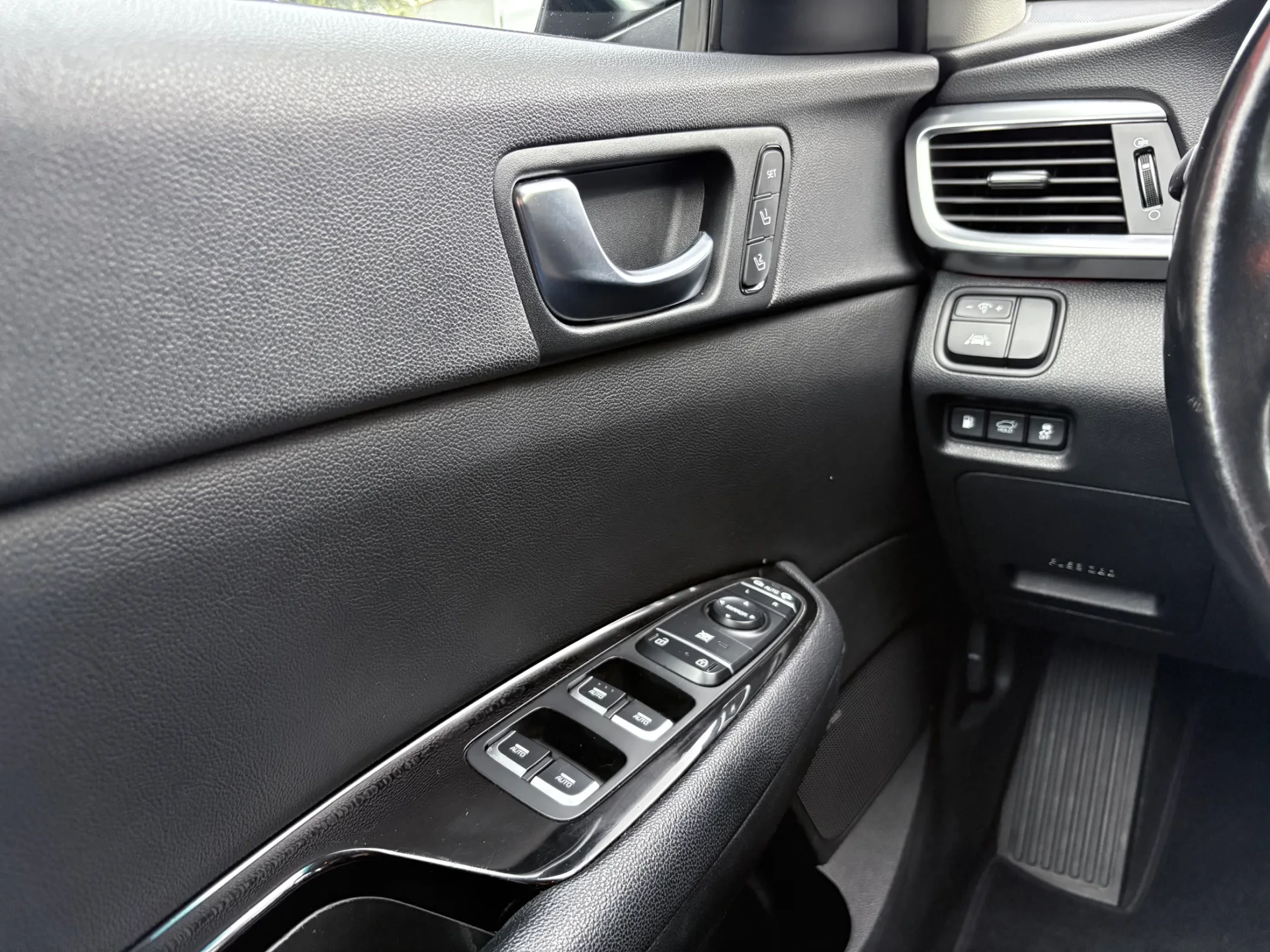 Kia Optima SW 2.0 CVVT PHEV 39