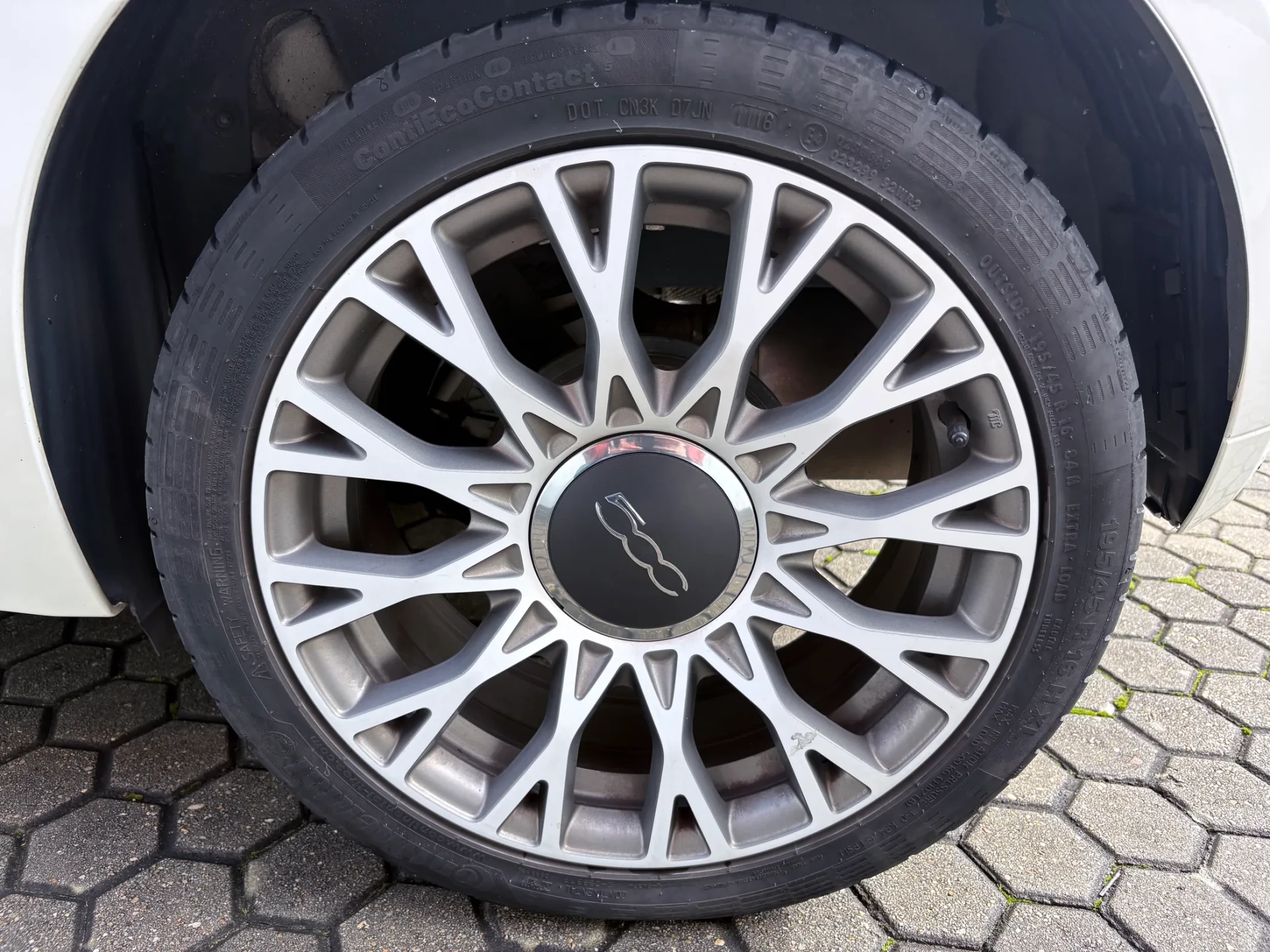 Fiat 500C 1.3 16V Multijet Lounge 10