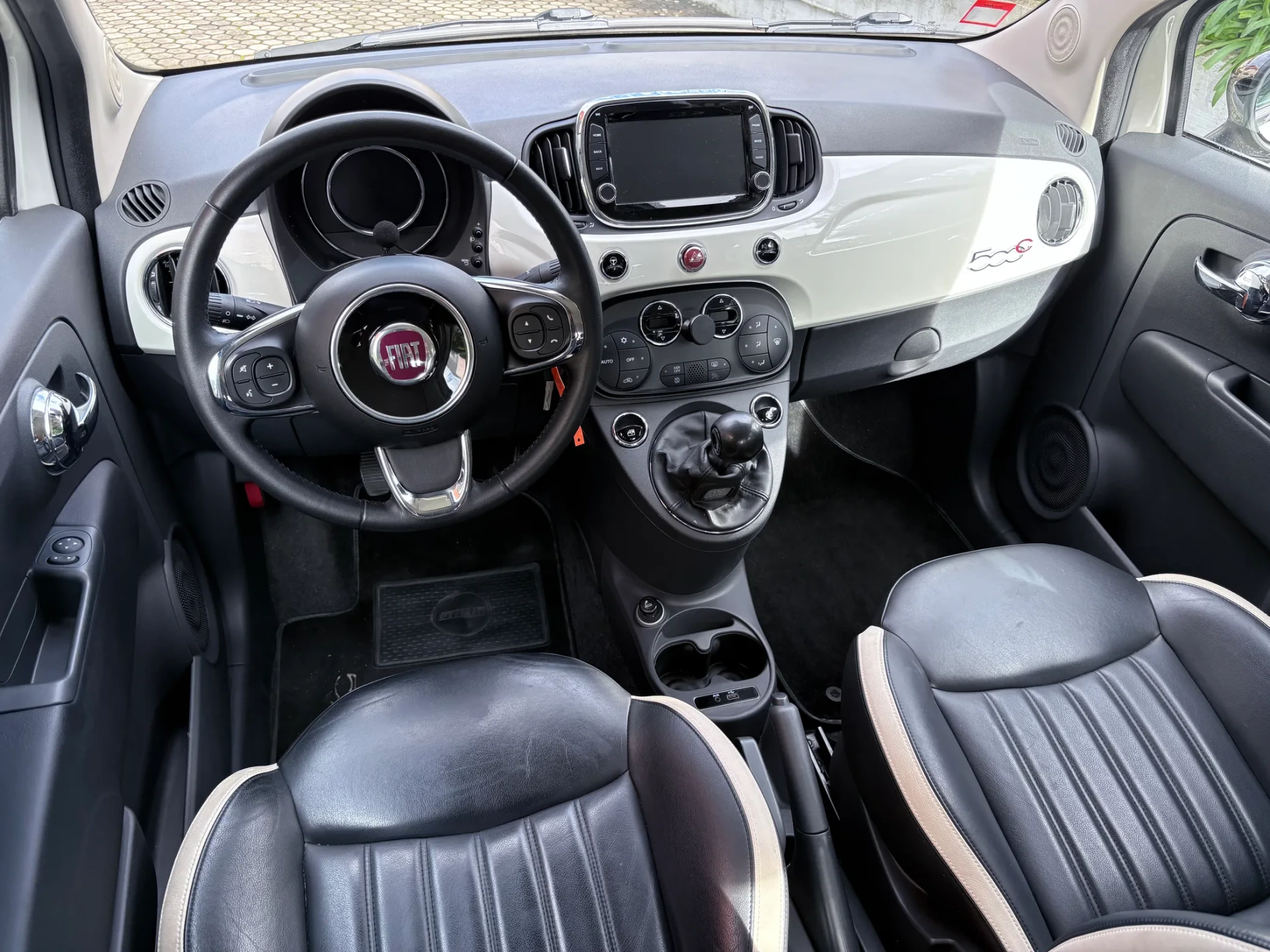 Fiat 500C 1.3 16V Multijet Lounge 32
