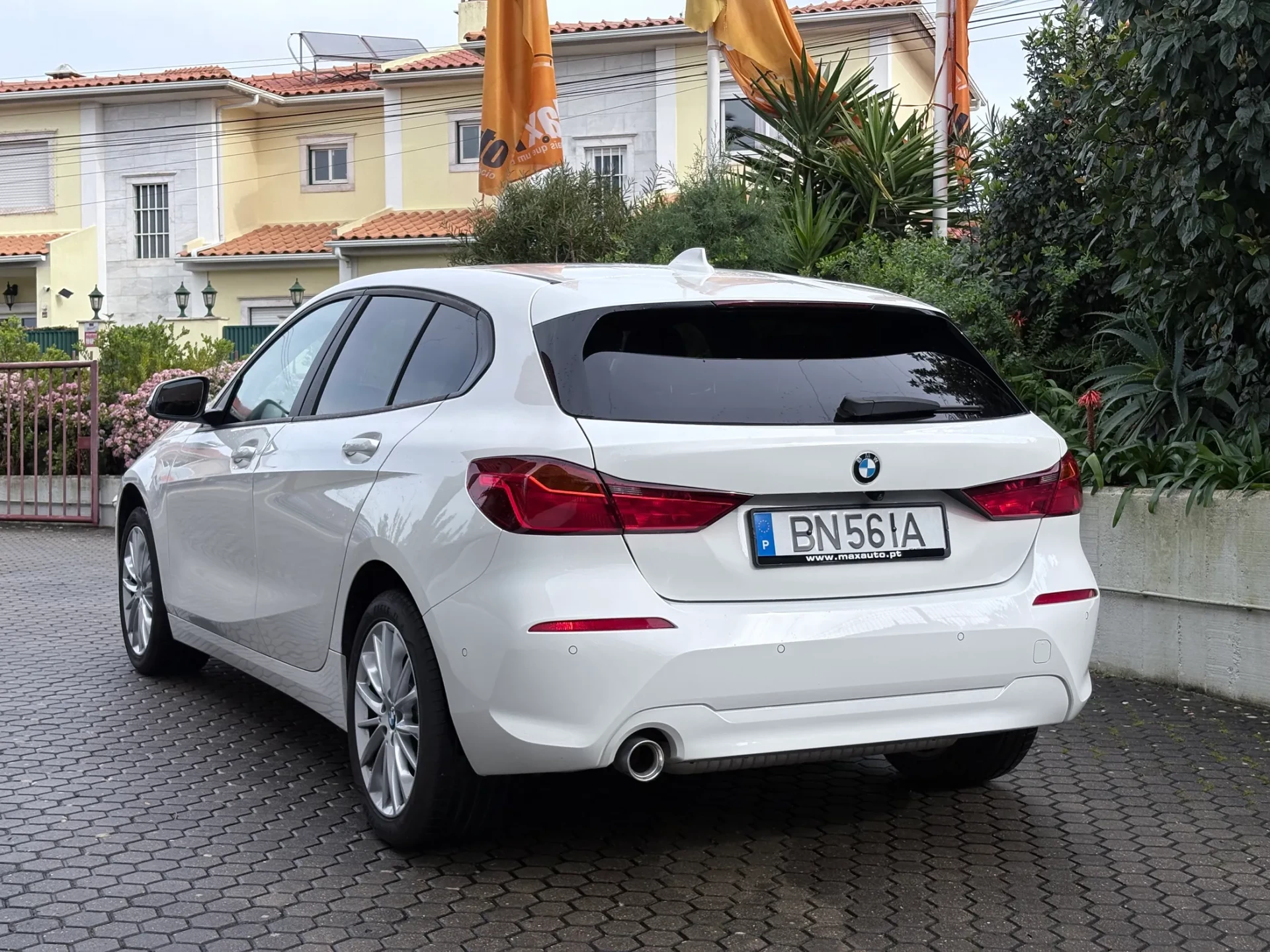 BMW 116 i Advantage 25