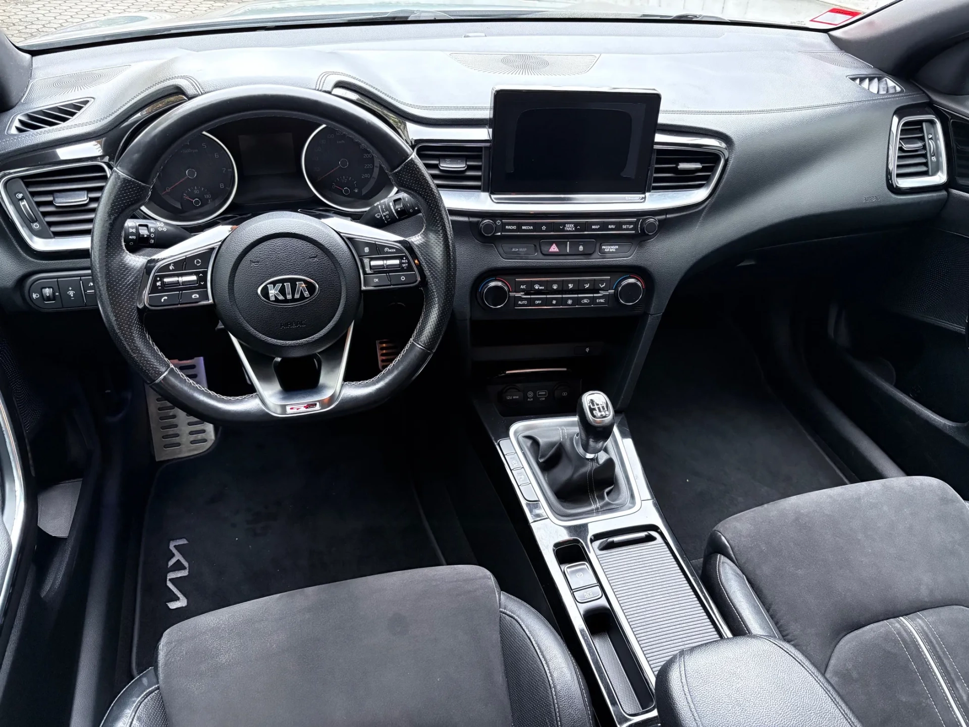 Kia ProCeed 1.4 T-GDI GT Line 30