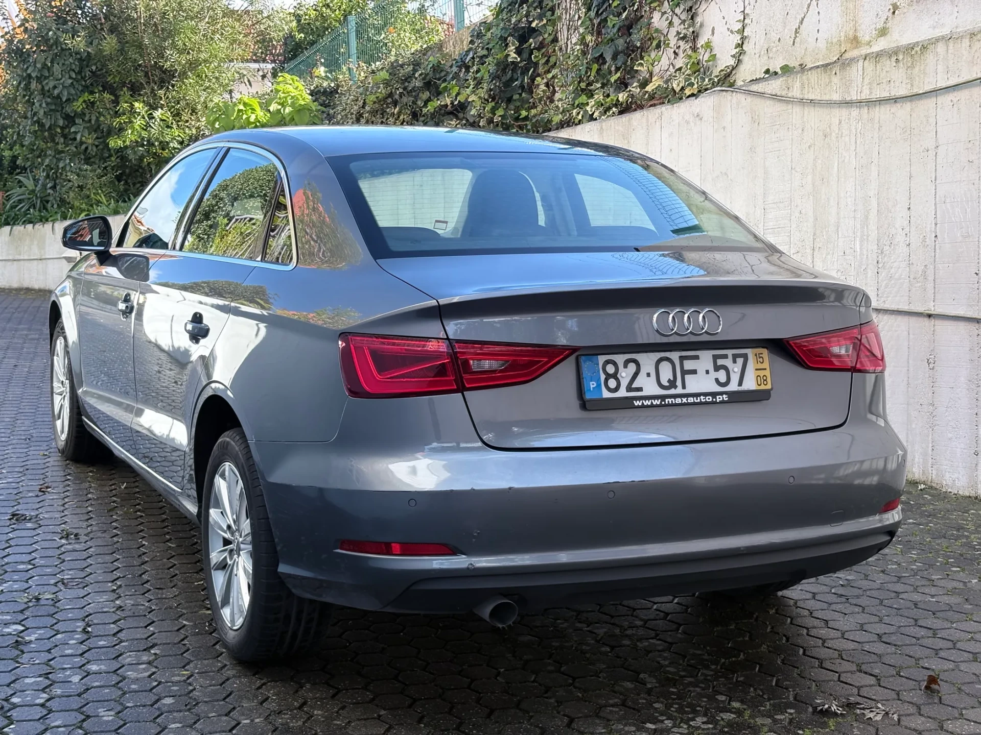 Audi A3 Limousine 1.6 TDI Advance 24