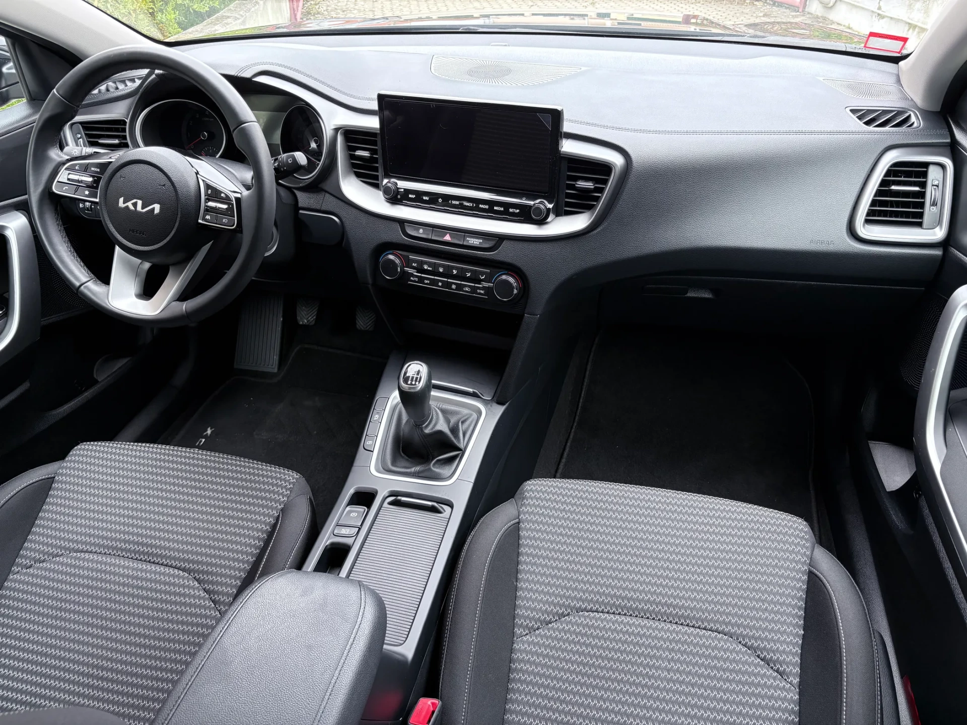 Kia XCeed 1.5 T-GDI Sport 28