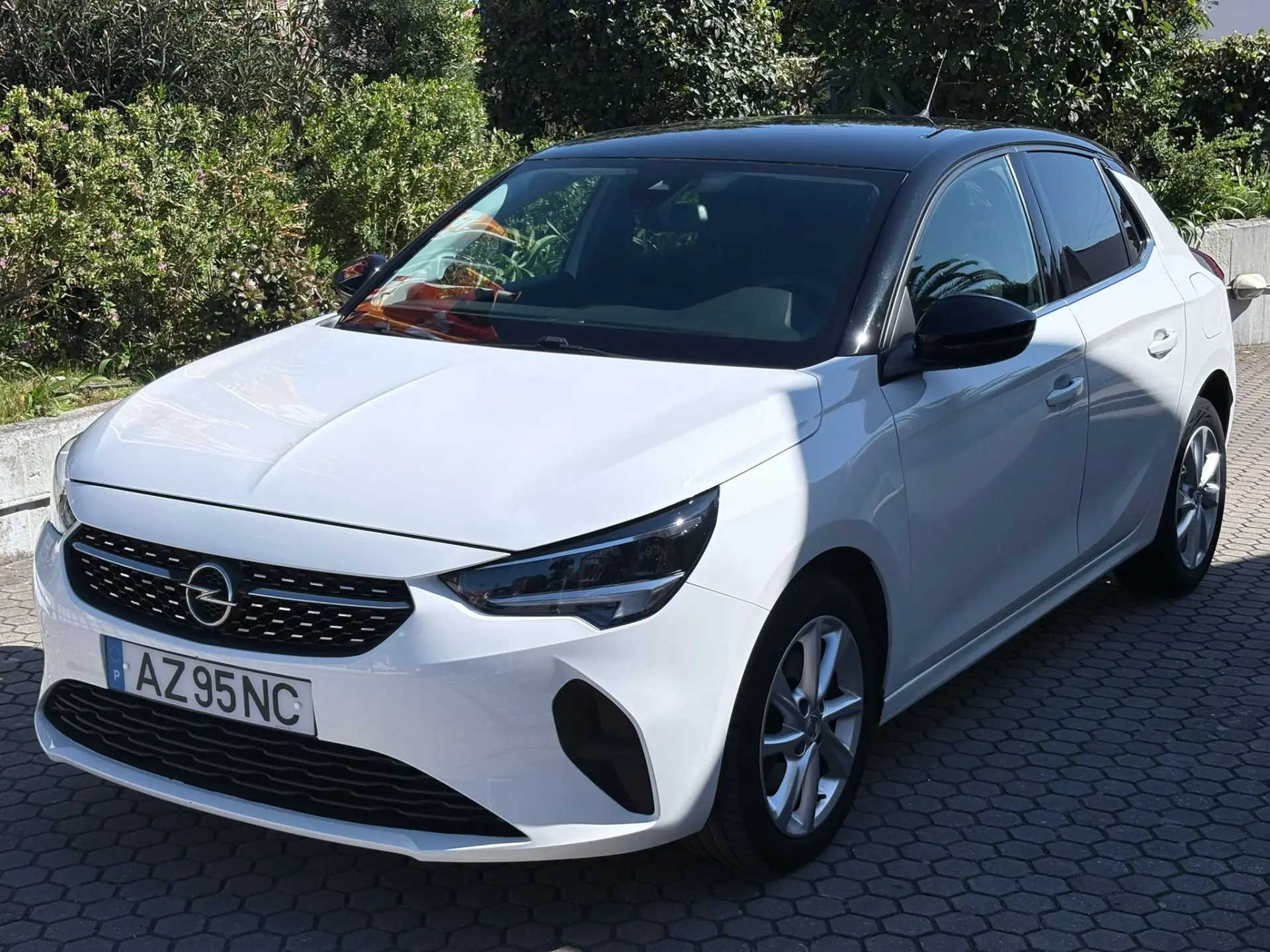 Opel Corsa 1.2 T Edition 4