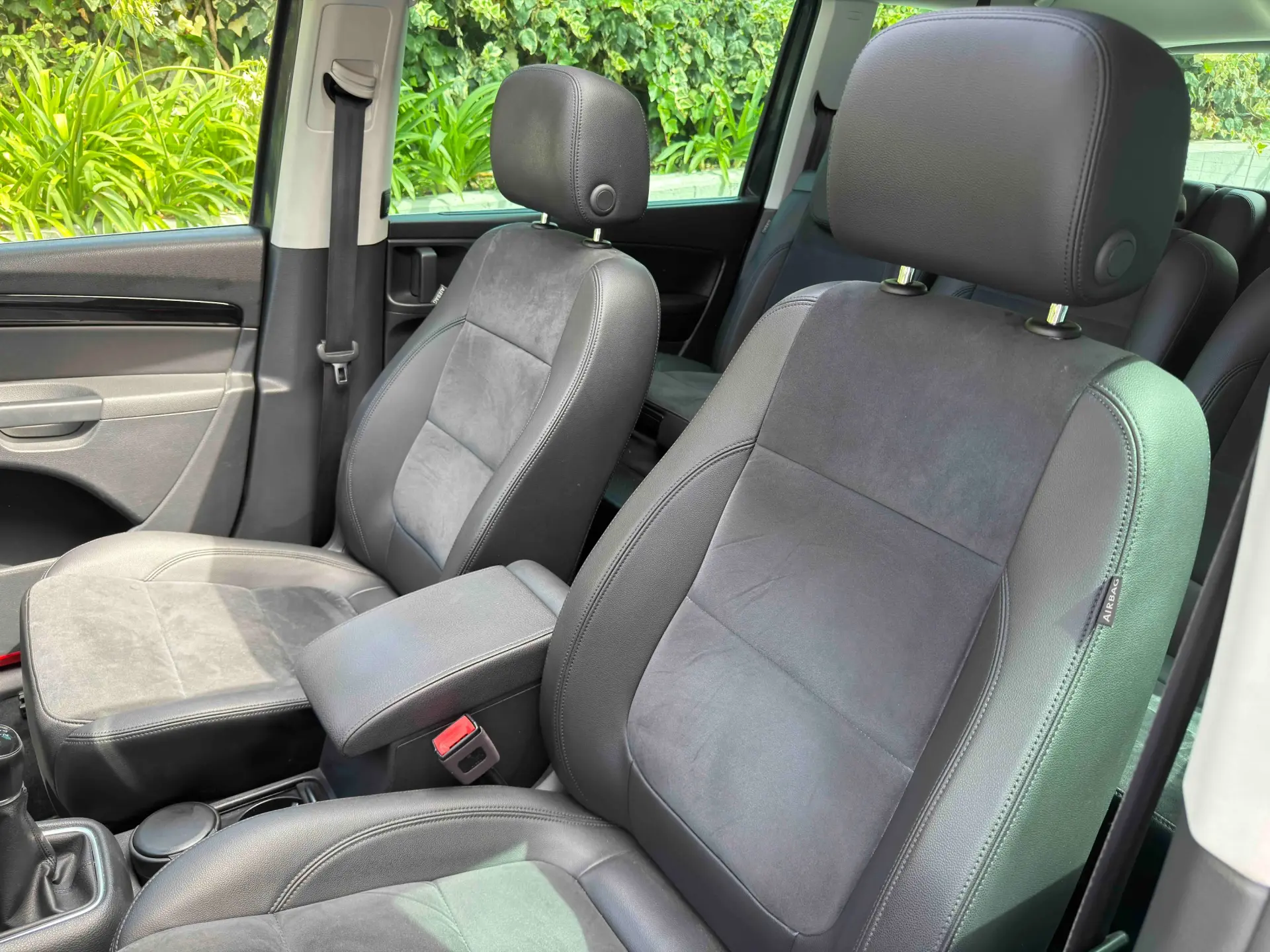 Volkswagen Sharan 2.0 TDI Blue Highline 30