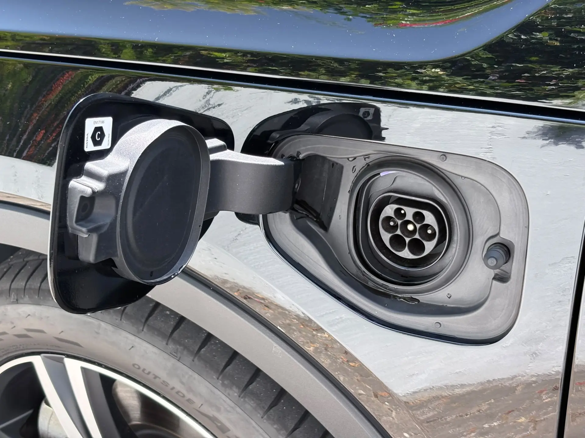 Volvo XC 40 1.5 T5 PHEV R-Design Expression 15