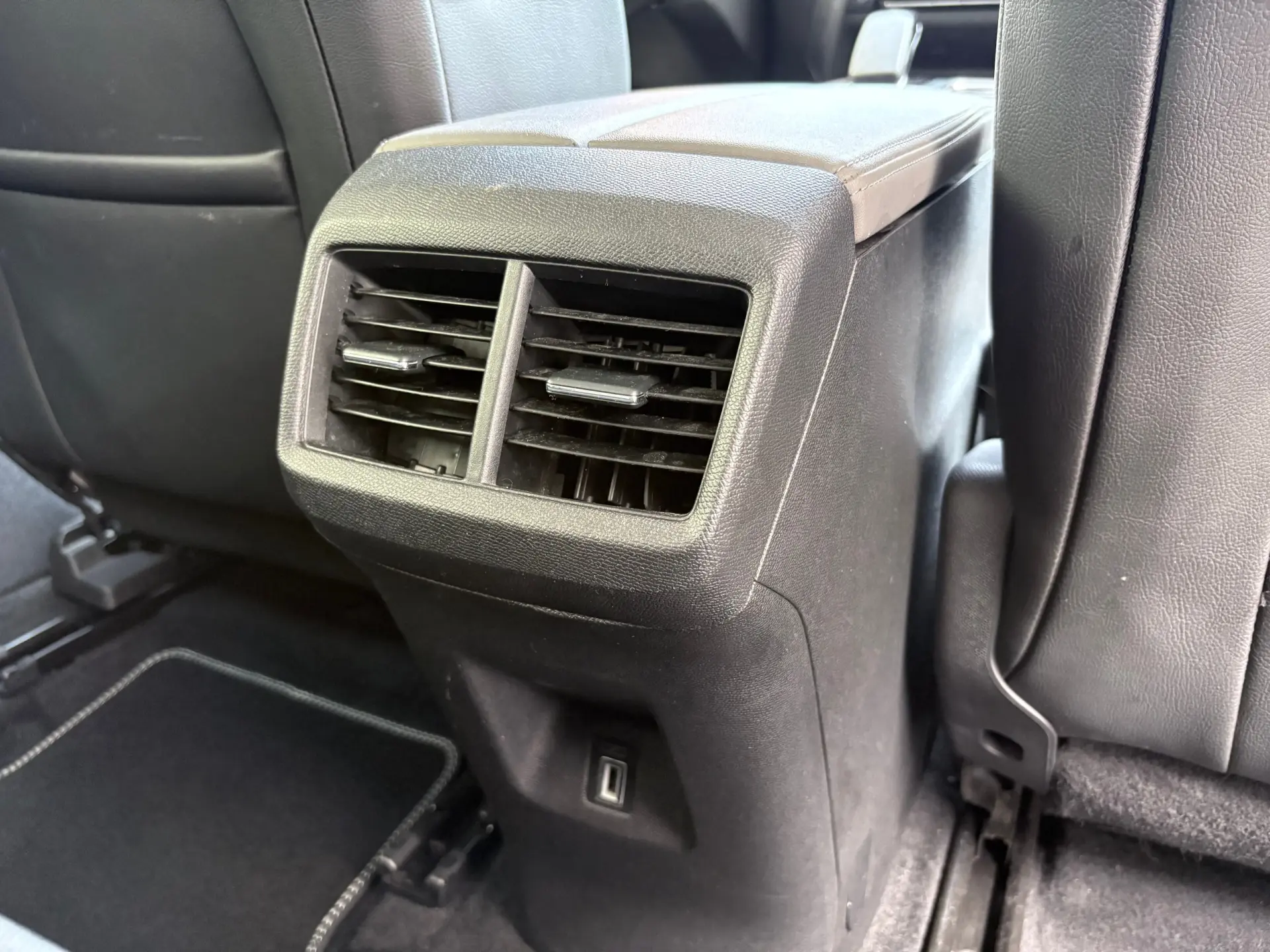 Citroën C5 Aircross 1.6 Hybrid Shine e-EAT8 56