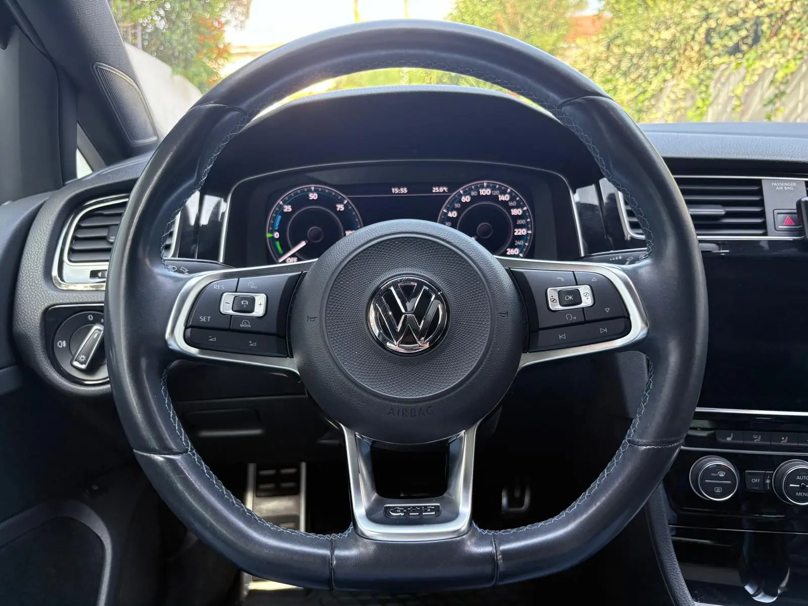 Volkswagen Golf 1.4 GTE Plug-in 38
