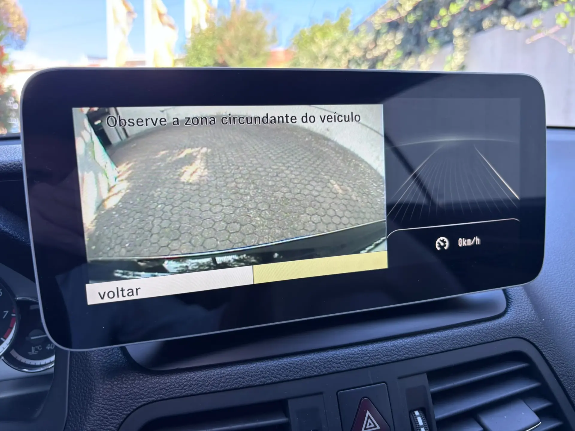 Mercedes-Benz E 350 CGi Avantgarde BlueEfficiency Auto 44