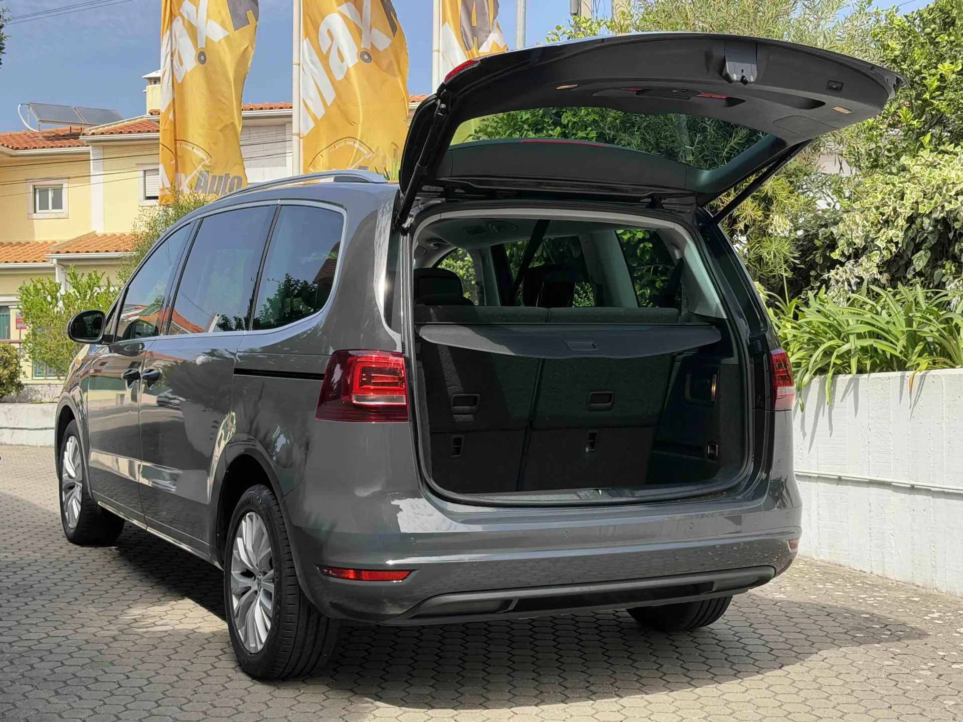Volkswagen Sharan 2.0 TDI Blue Highline 26