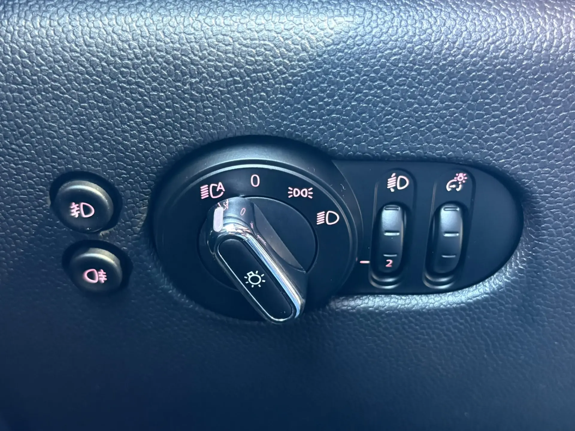 MINI 3 Portas Cooper 34