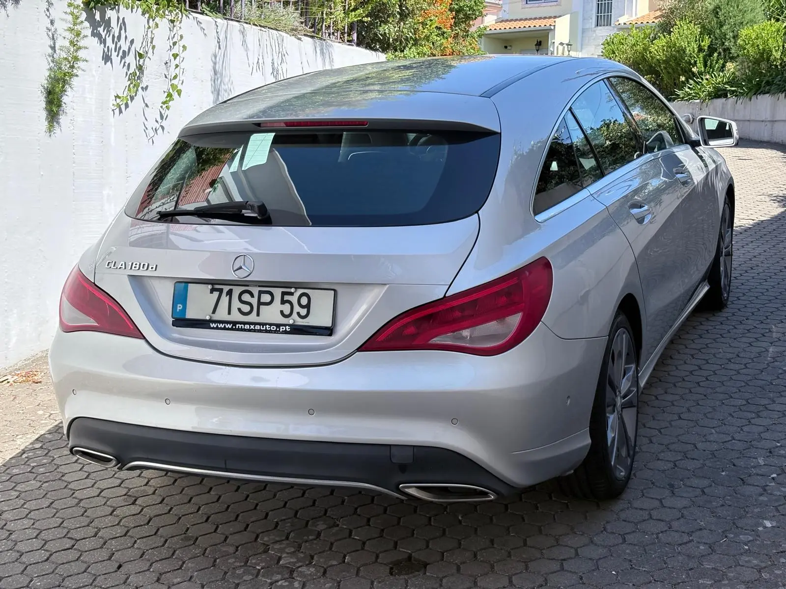 Mercedes-Benz CLA 180 d Shooting Brake Urban Aut. 19