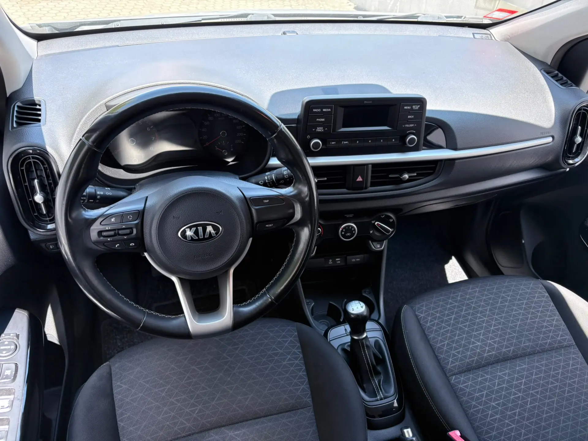 Kia Picanto 1.0 CVVT Urban 26