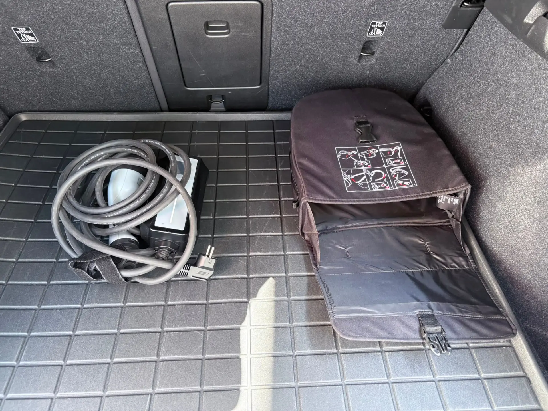 Volvo XC 40 1.5 T5 PHEV R-Design Expression 30