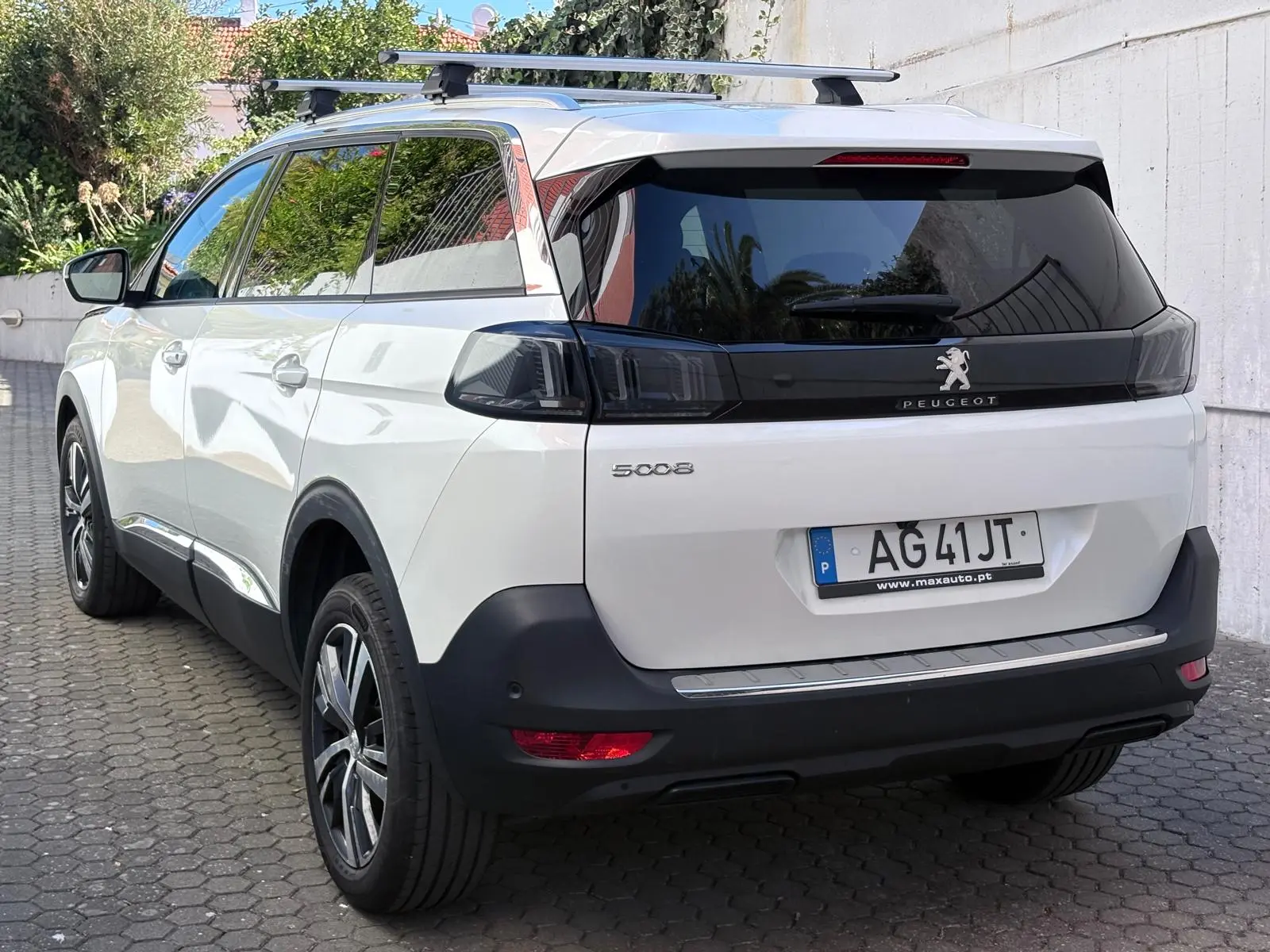 Peugeot 5008 1.2 PureTech Allure EAT8 25