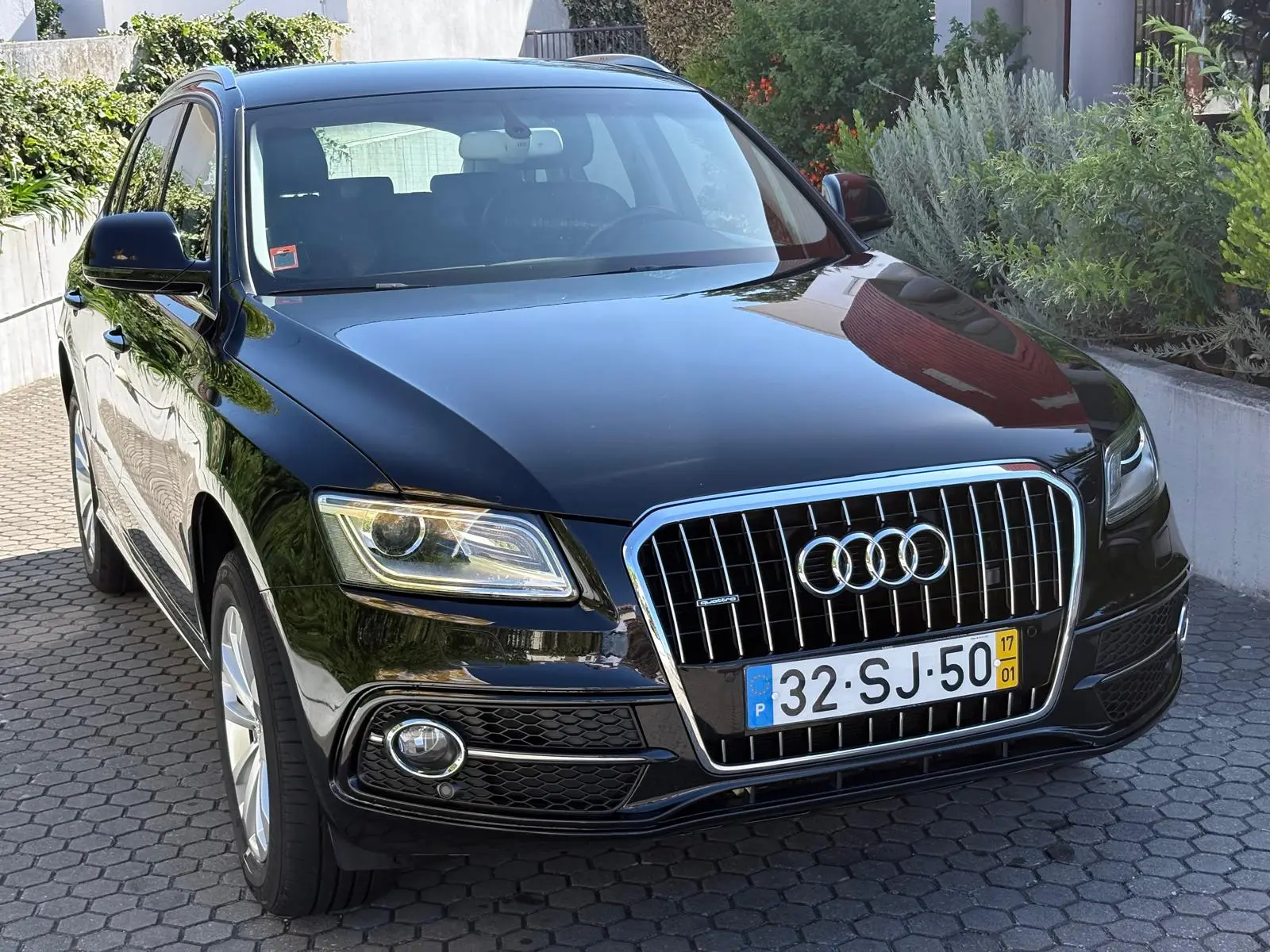 Audi Q5 2.0 TDI quattro S-line S-tronic 2