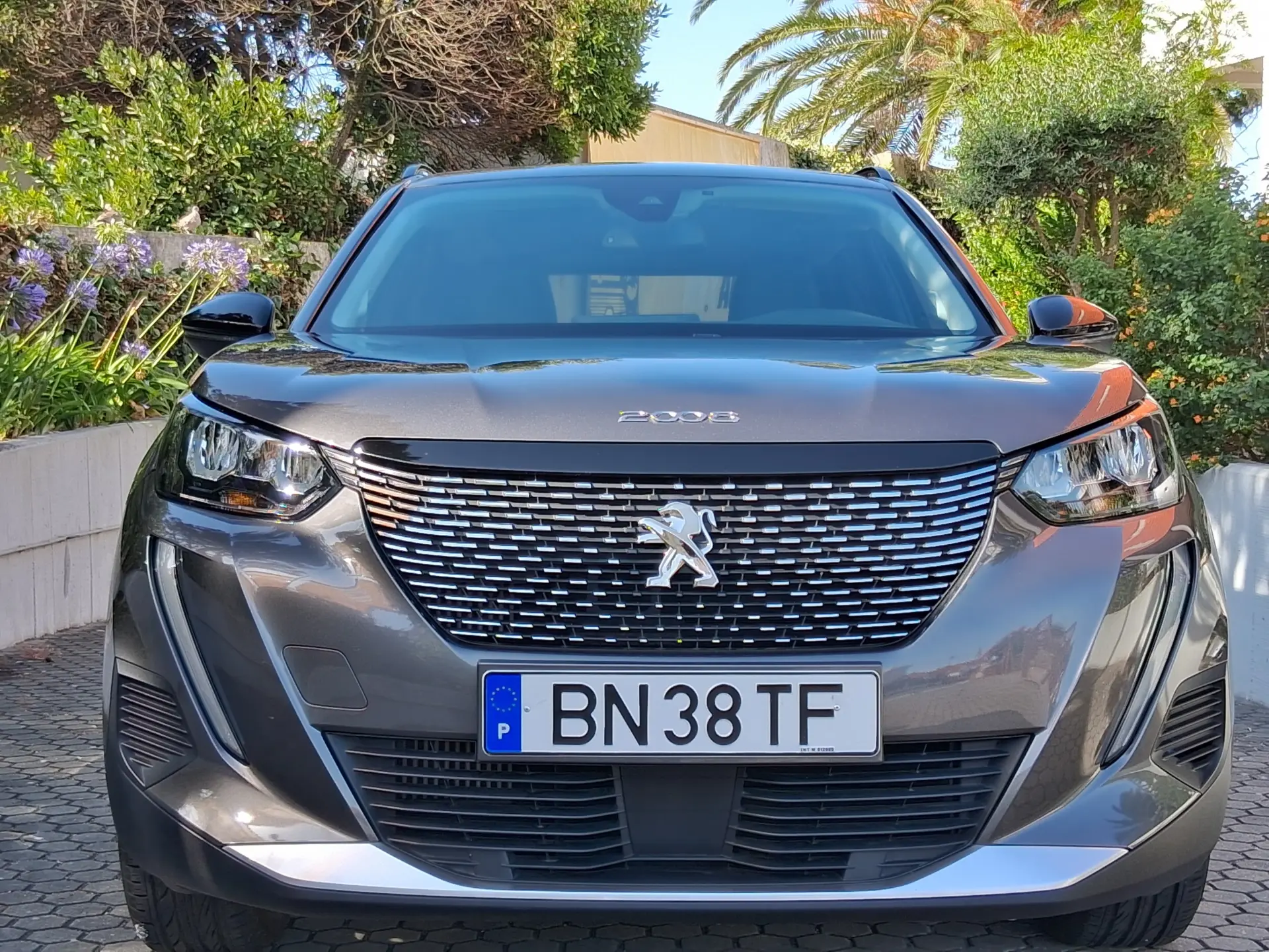 Peugeot 2008 1.2 PureTech Allure EAT8 10