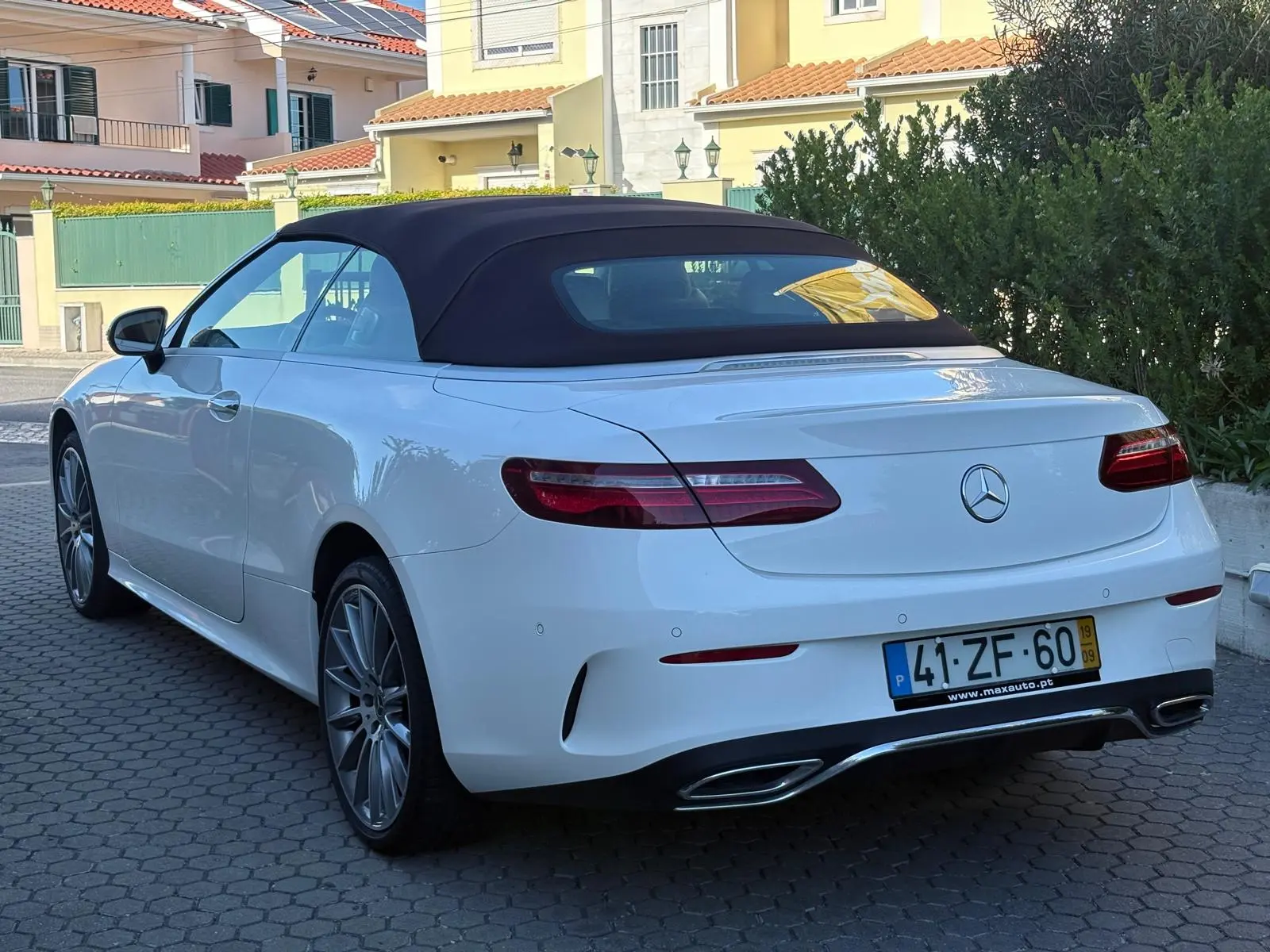 Mercedes-Benz E 220 d AMG Line Aut. 27