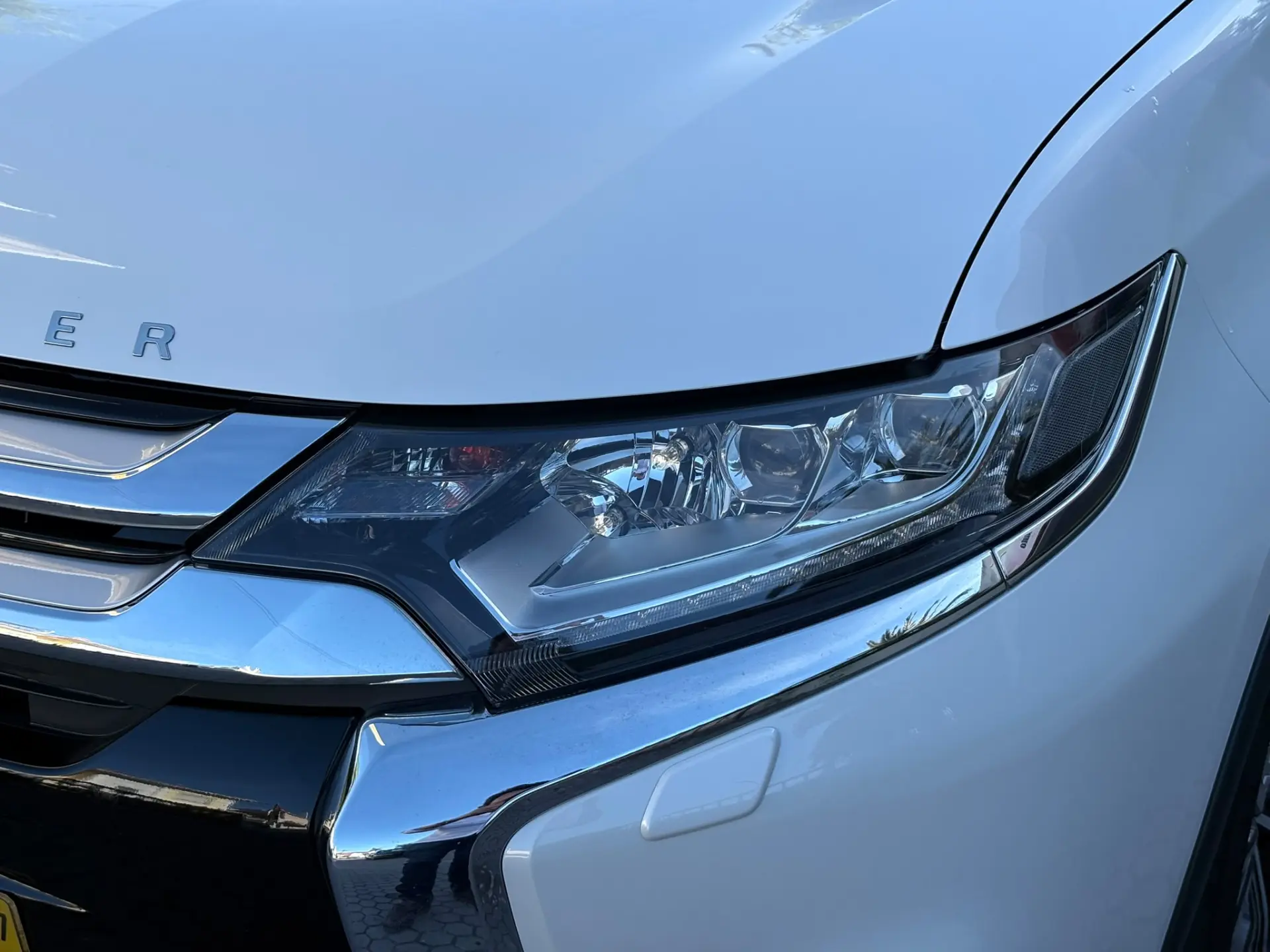 Mitsubishi Outlander 2.2 DI-D Instyle Navi 15