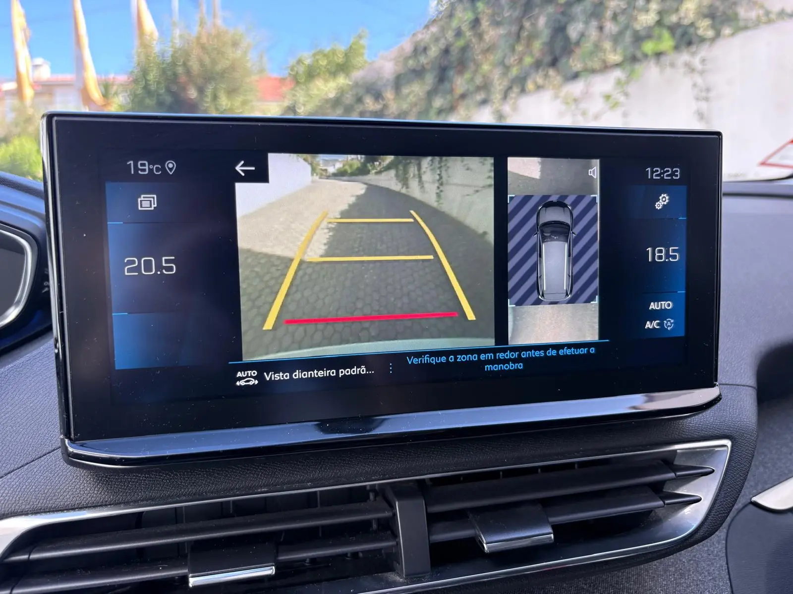 Peugeot 5008 1.2 PureTech Allure EAT8 44