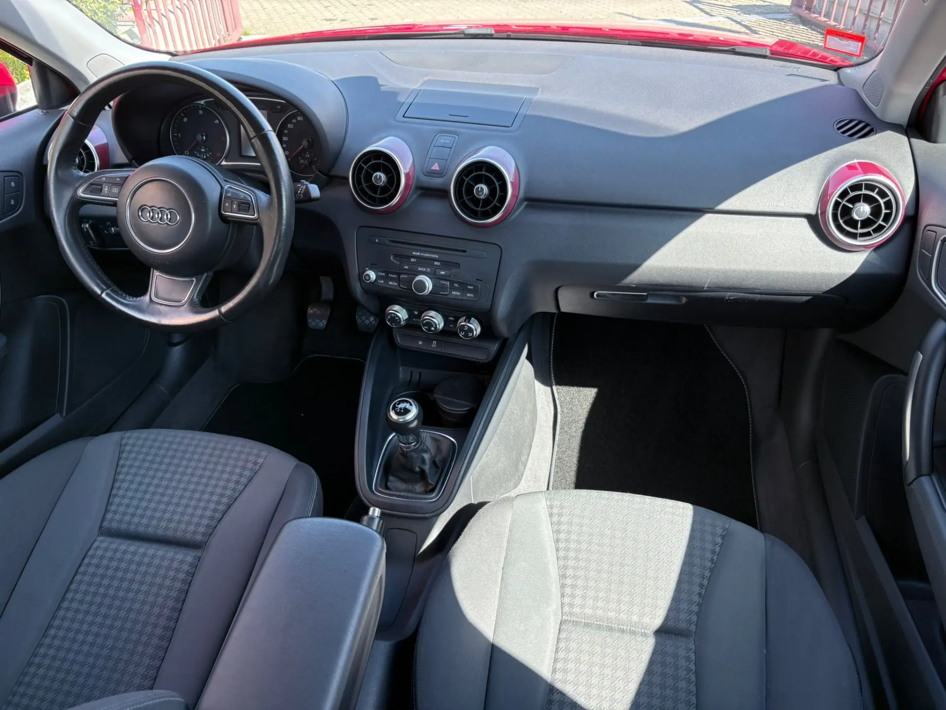 Audi A1 1.6 TDI Sport 29