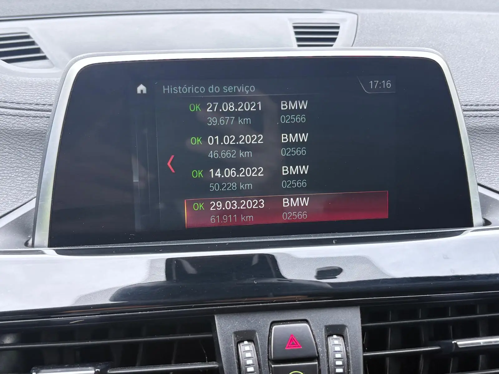 BMW X2 16 d sDrive Auto Advantage 48