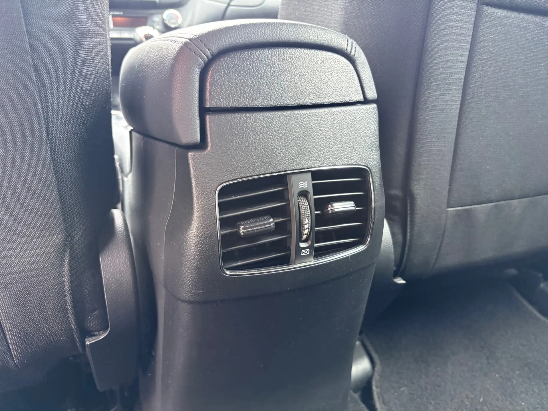 Kia Ceed 1.6 CRDi GT Line 59