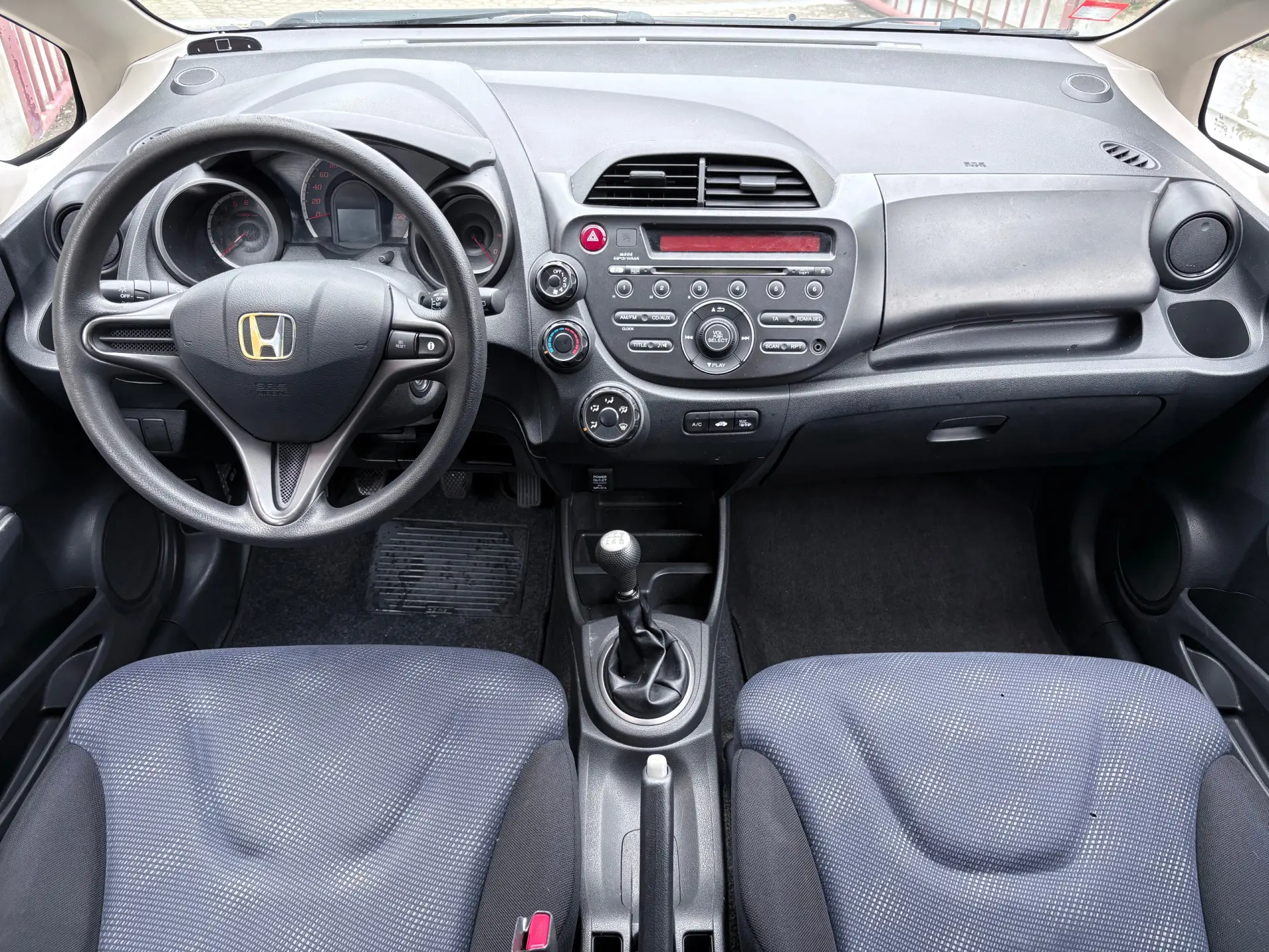 Honda Jazz 1.2 i-VTEC City 6
