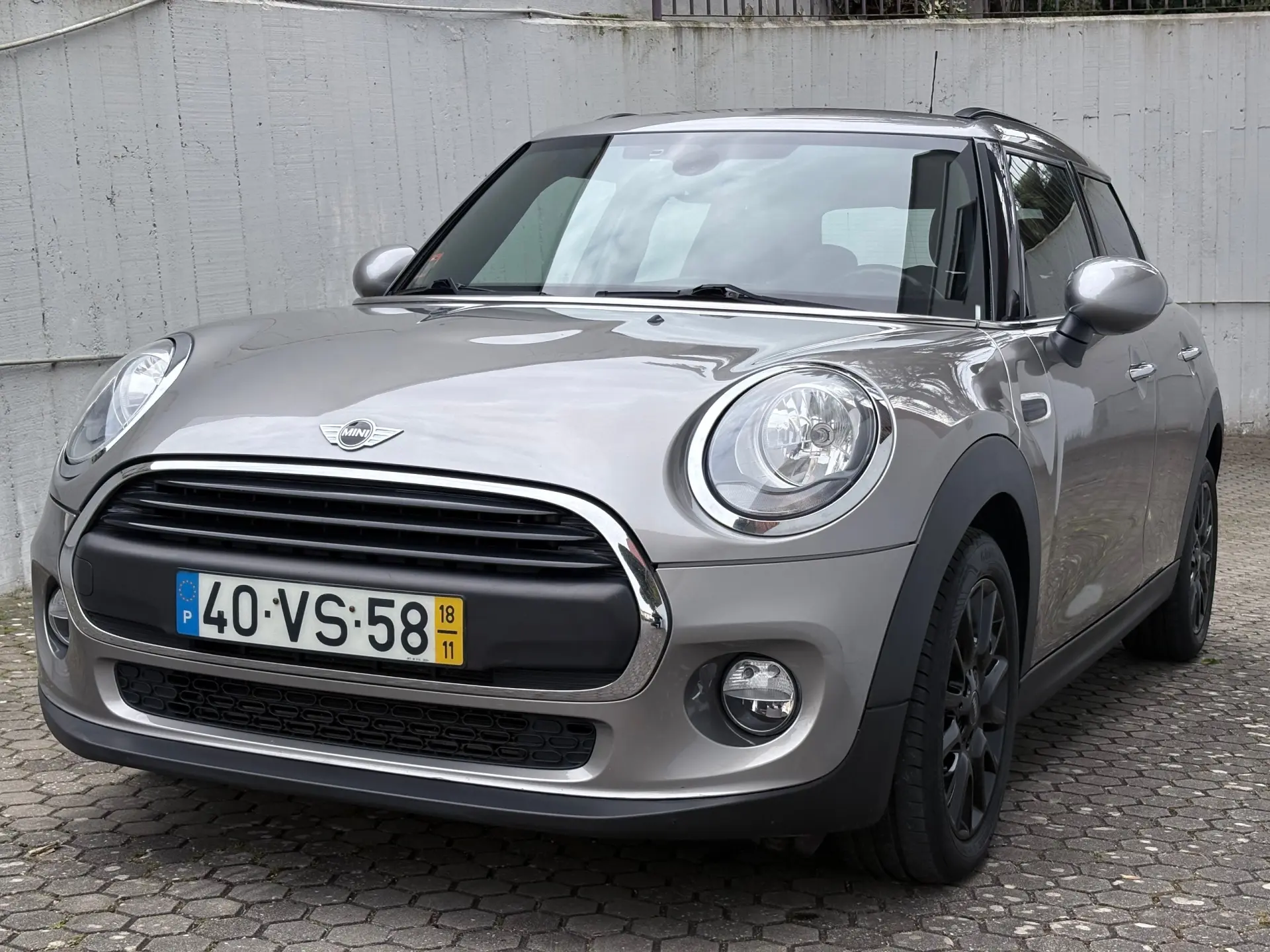 MINI 5 Portas One 10