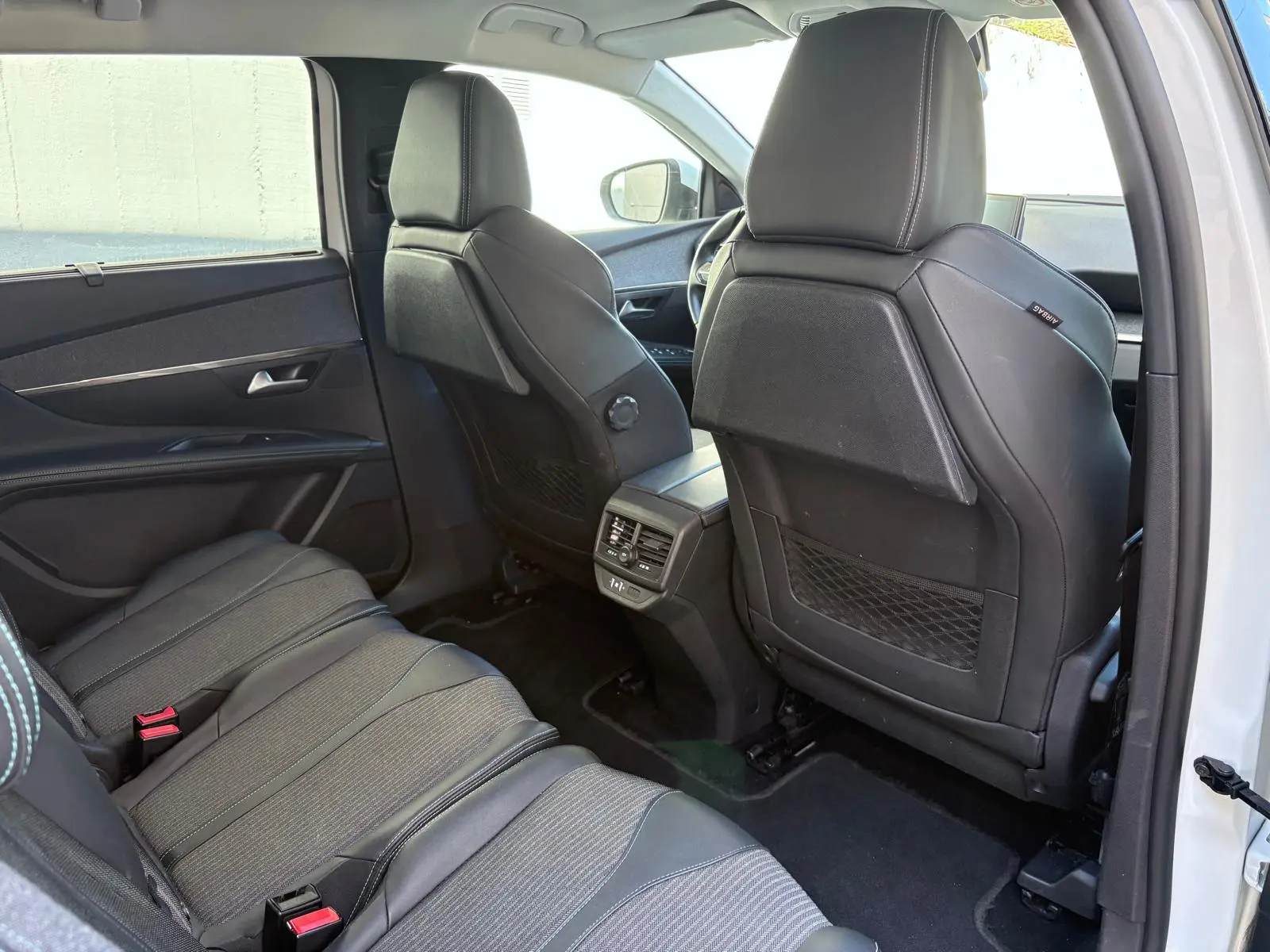 Peugeot 5008 1.2 PureTech Allure EAT8 58