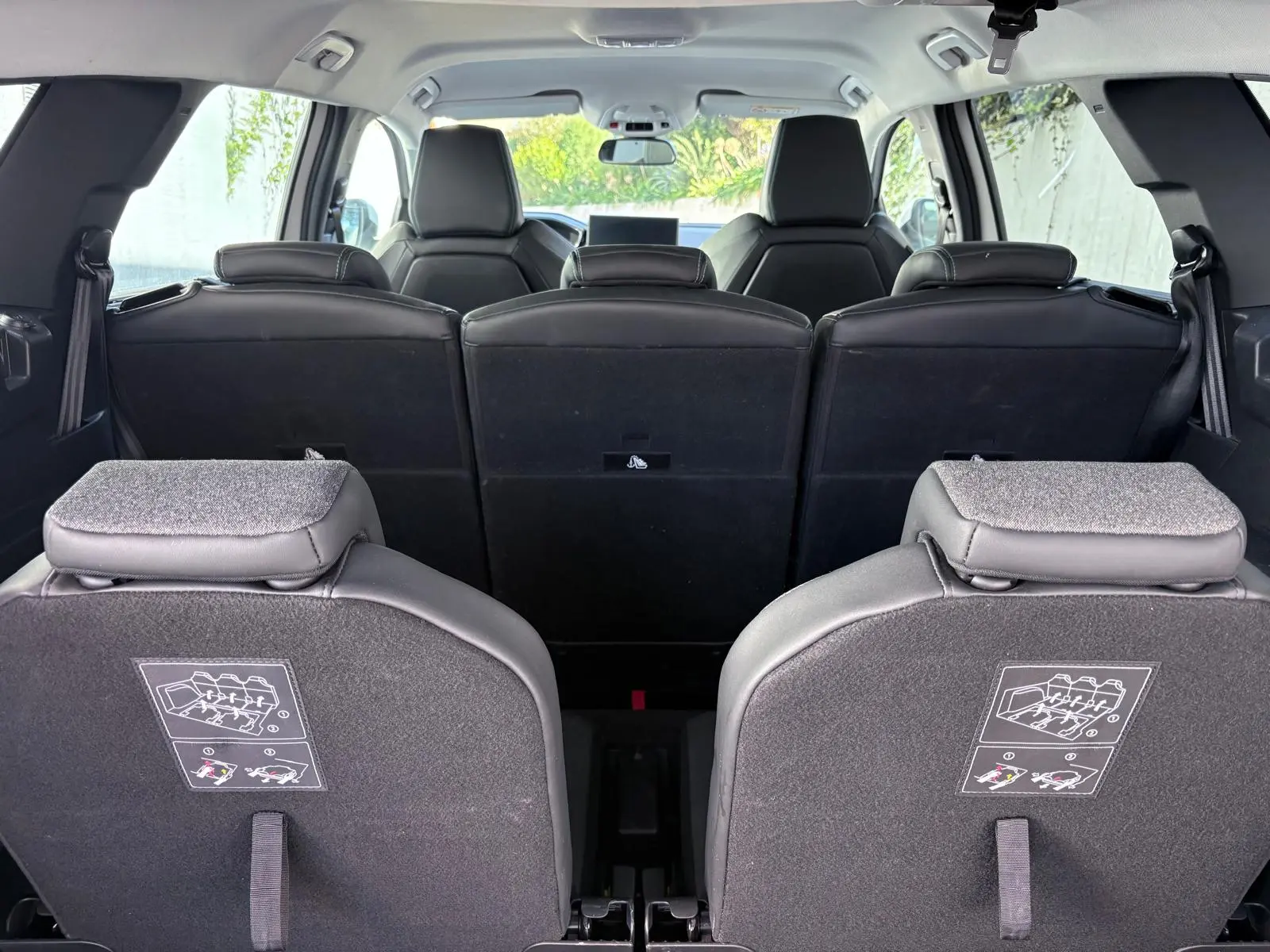 Peugeot 5008 1.2 PureTech Allure EAT8 7