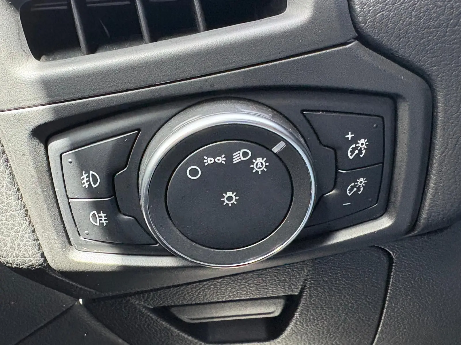 Ford Focus 2.0 EcoBoost ST c/ Pack Pele Desportiva 36