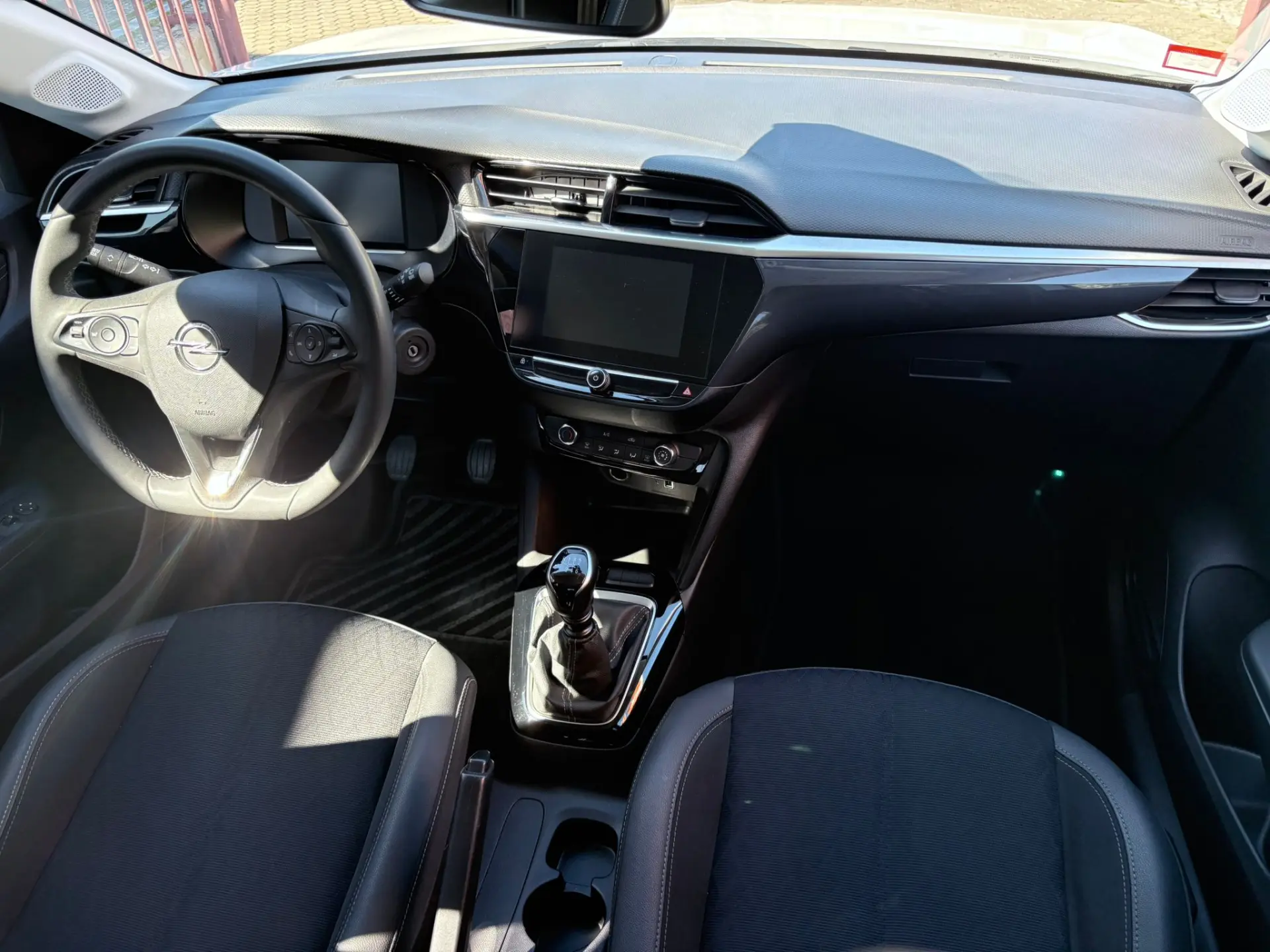 Opel Corsa 1.2 T Edition 29