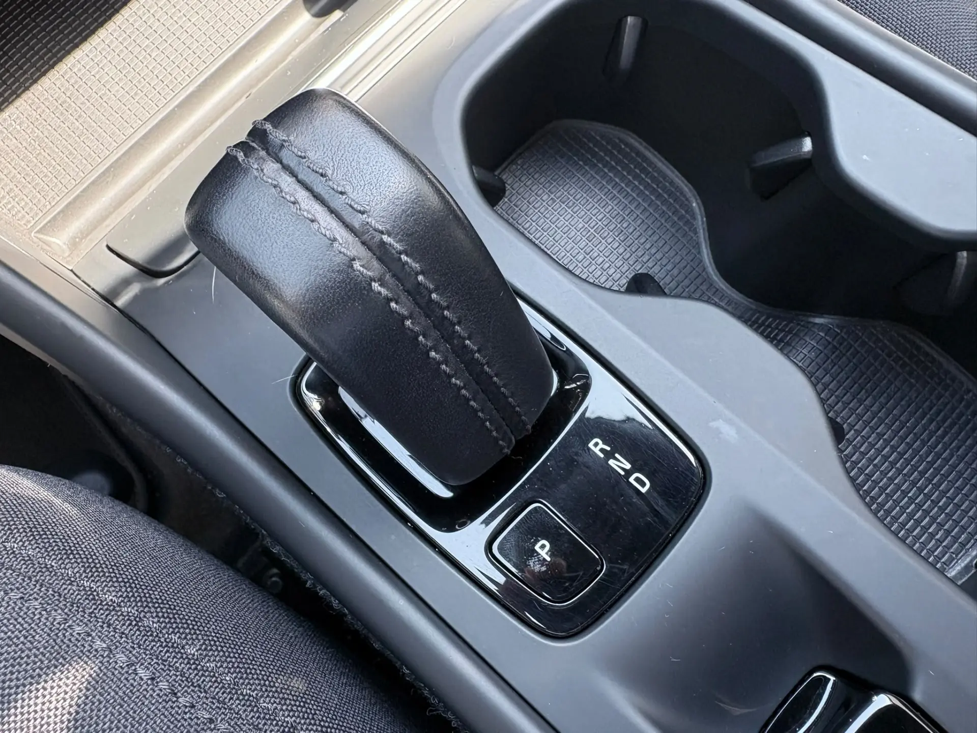 Volvo XC 40 1.5 T5 PHEV R-Design Expression 53