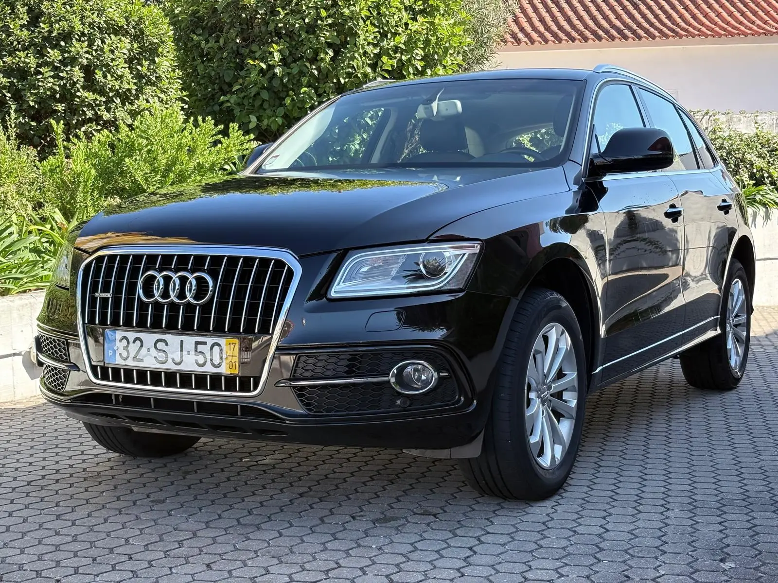 Audi Q5 2.0 TDI quattro S-line S-tronic 10