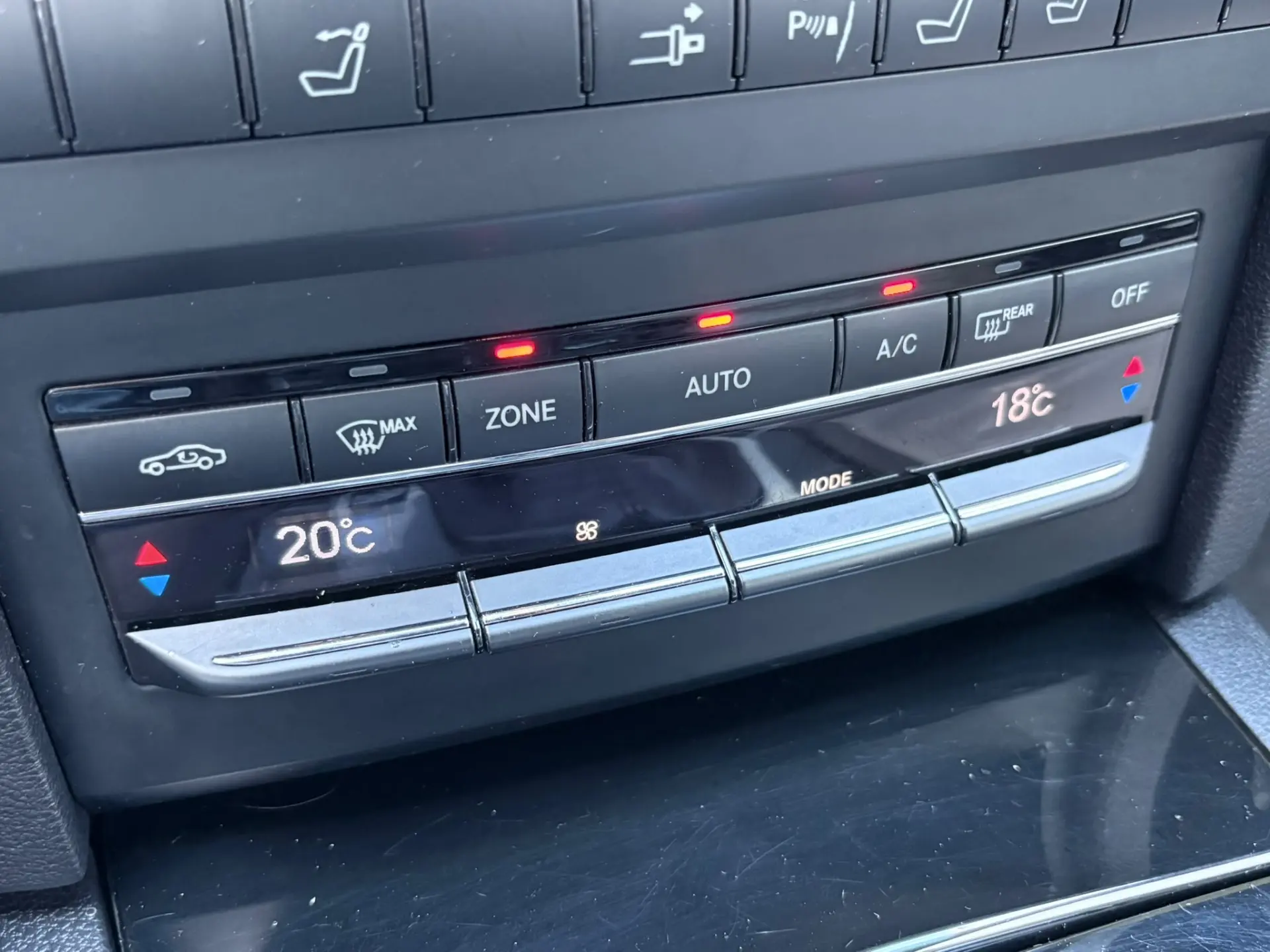 Mercedes-Benz E 350 CGi Avantgarde BlueEfficiency Auto 50
