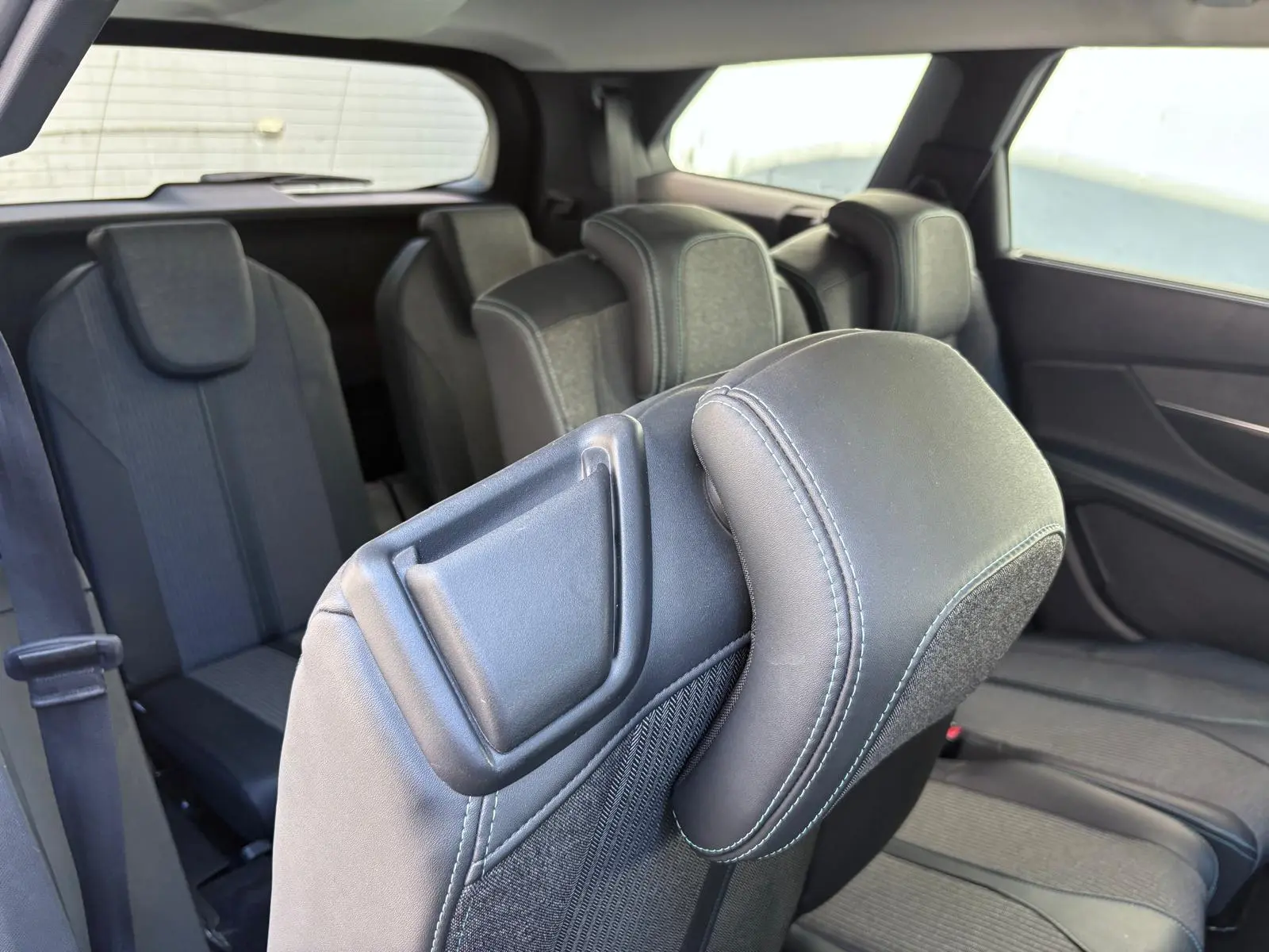 Peugeot 5008 1.2 PureTech Allure EAT8 56