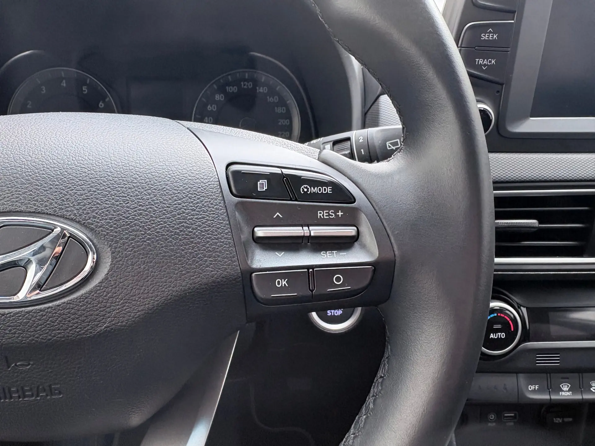 Hyundai Kauai 1.0 T-GDi Premium Tec.Preto 39