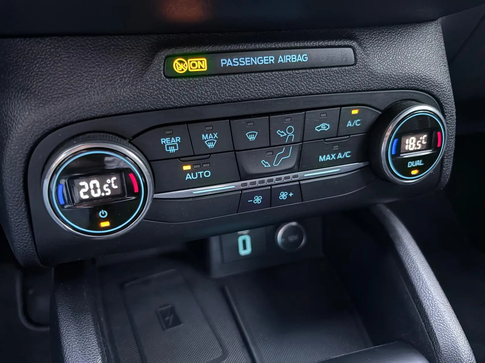 Ford Focus SW 1.0 EcoBoost ST-Line 49