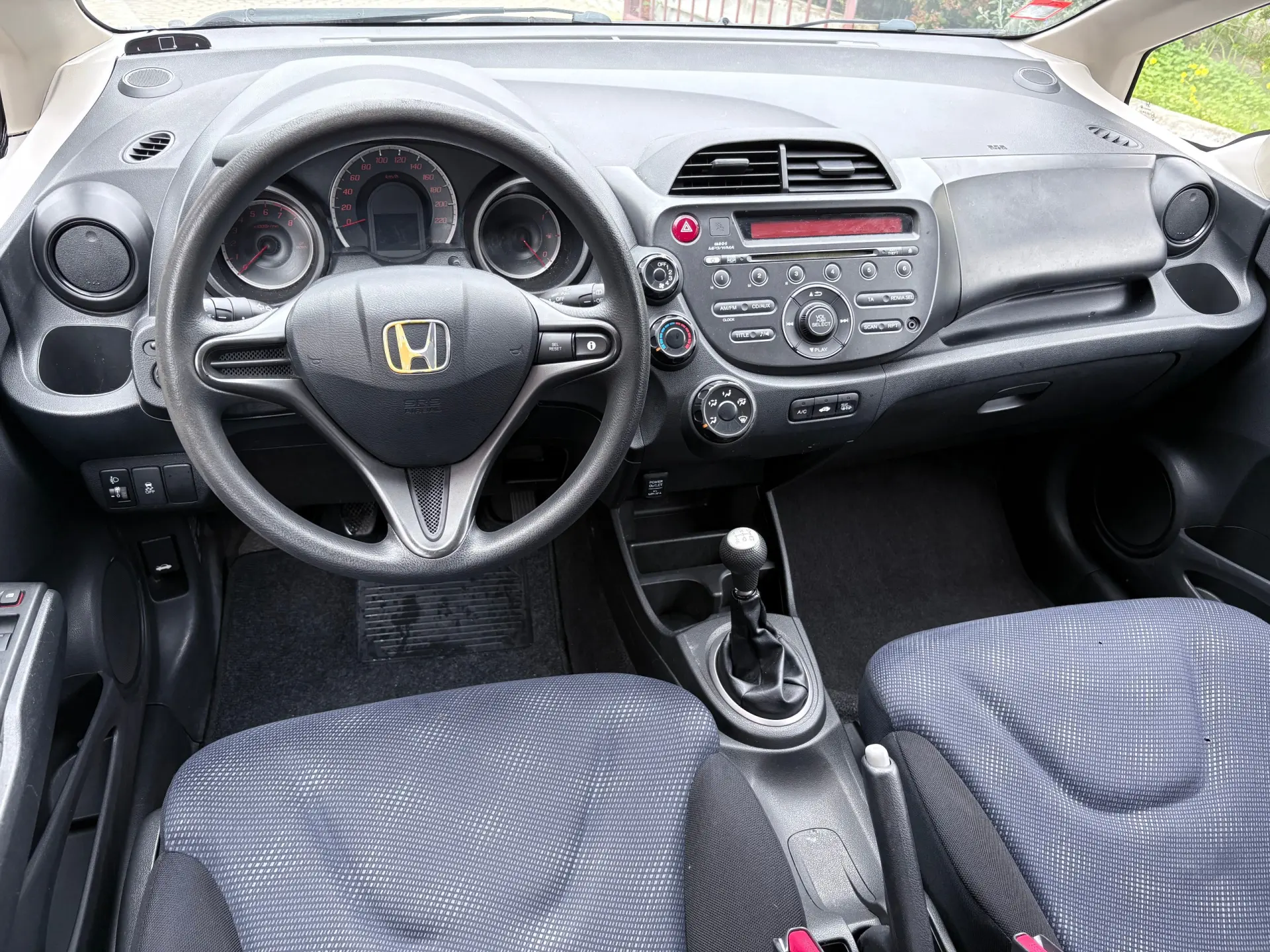 Honda Jazz 1.2 i-VTEC City 28