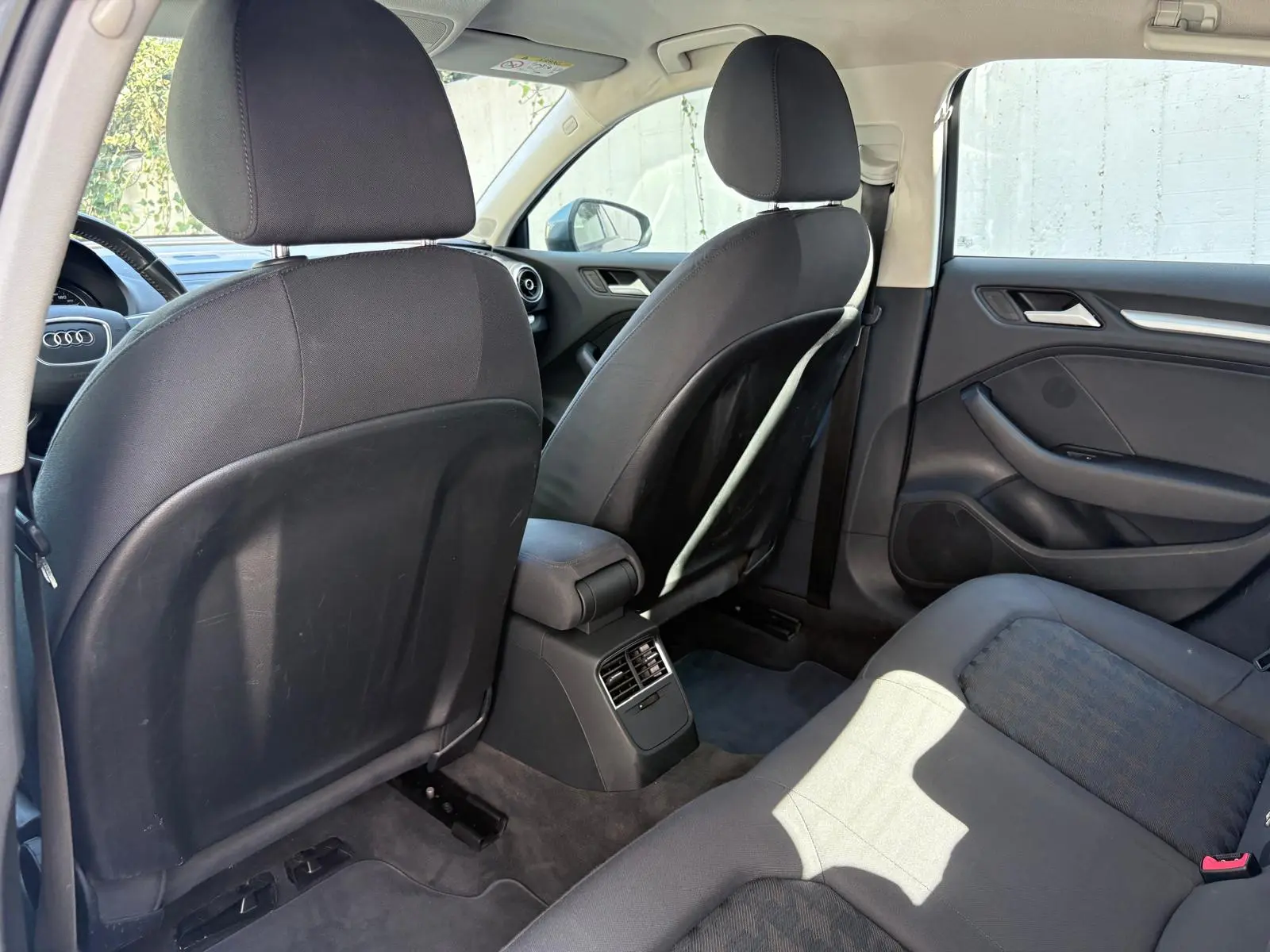 Audi A3 Limousine 1.6 TDI Attraction 56
