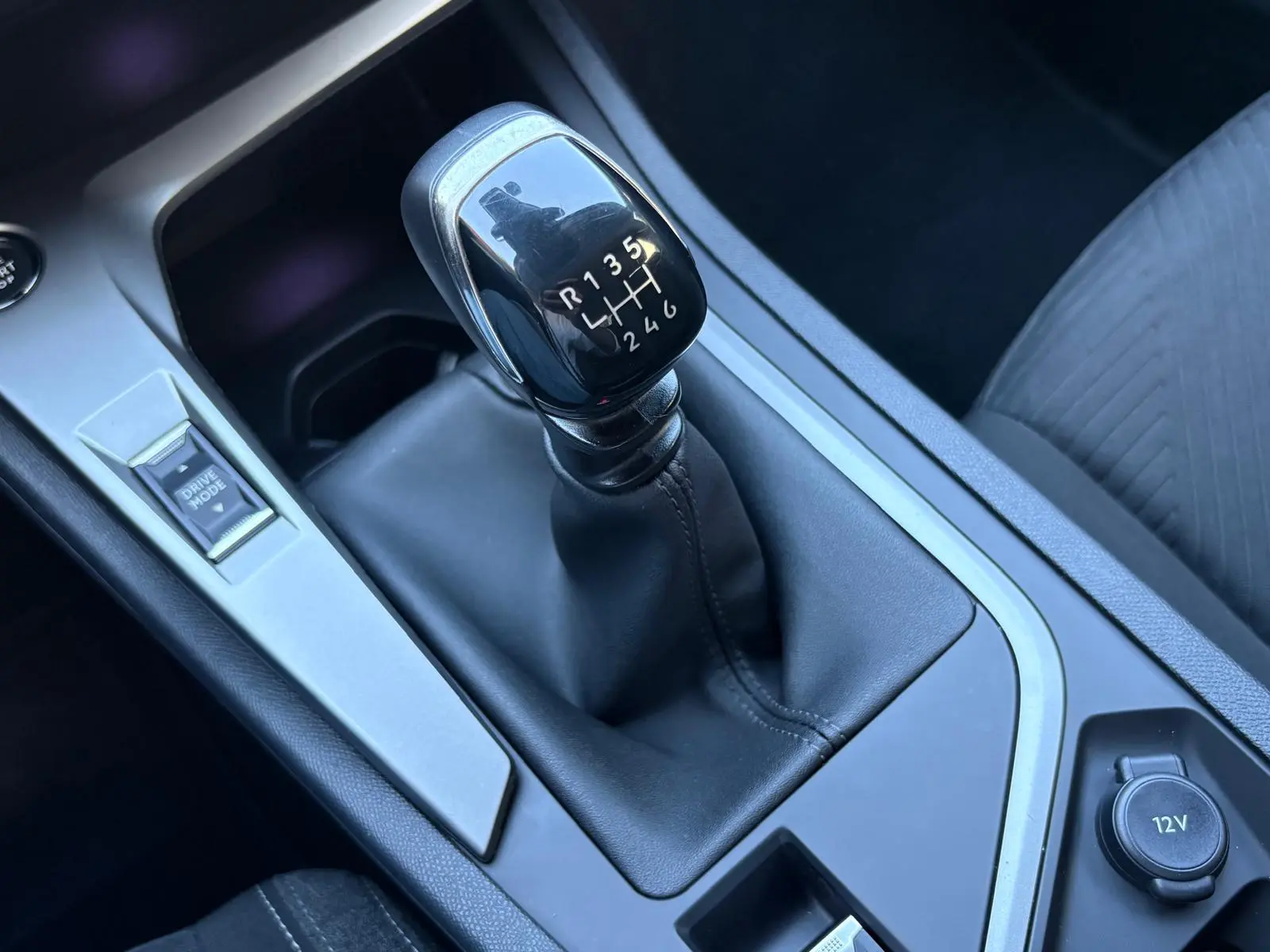 Peugeot 308 1.2 PureTech Active Pack 49