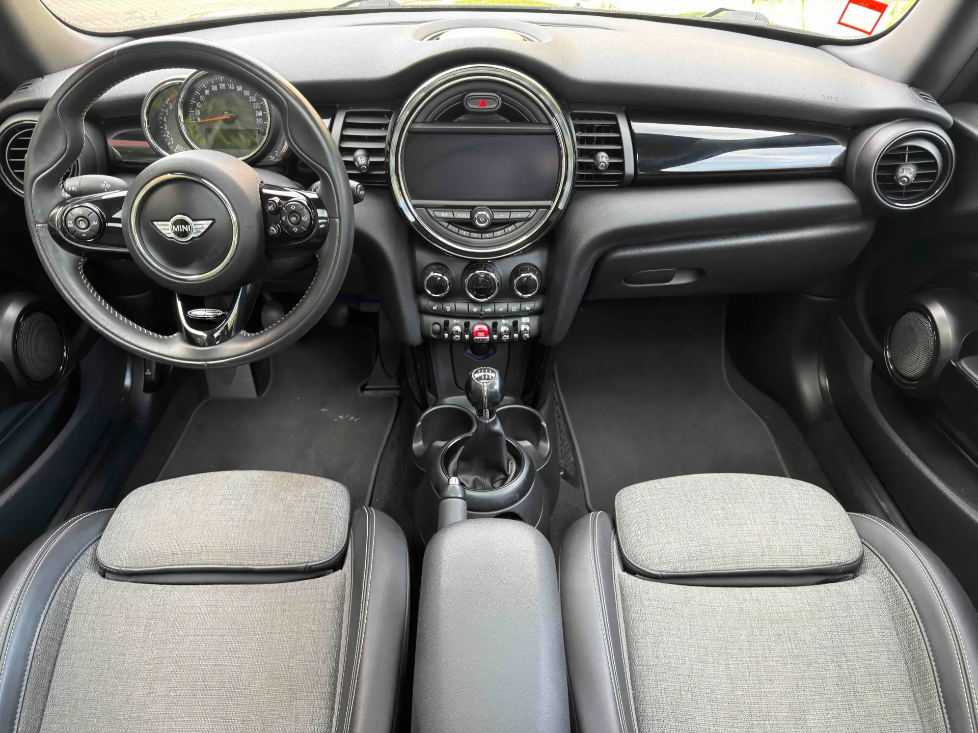 MINI 3 Portas Cooper S 7