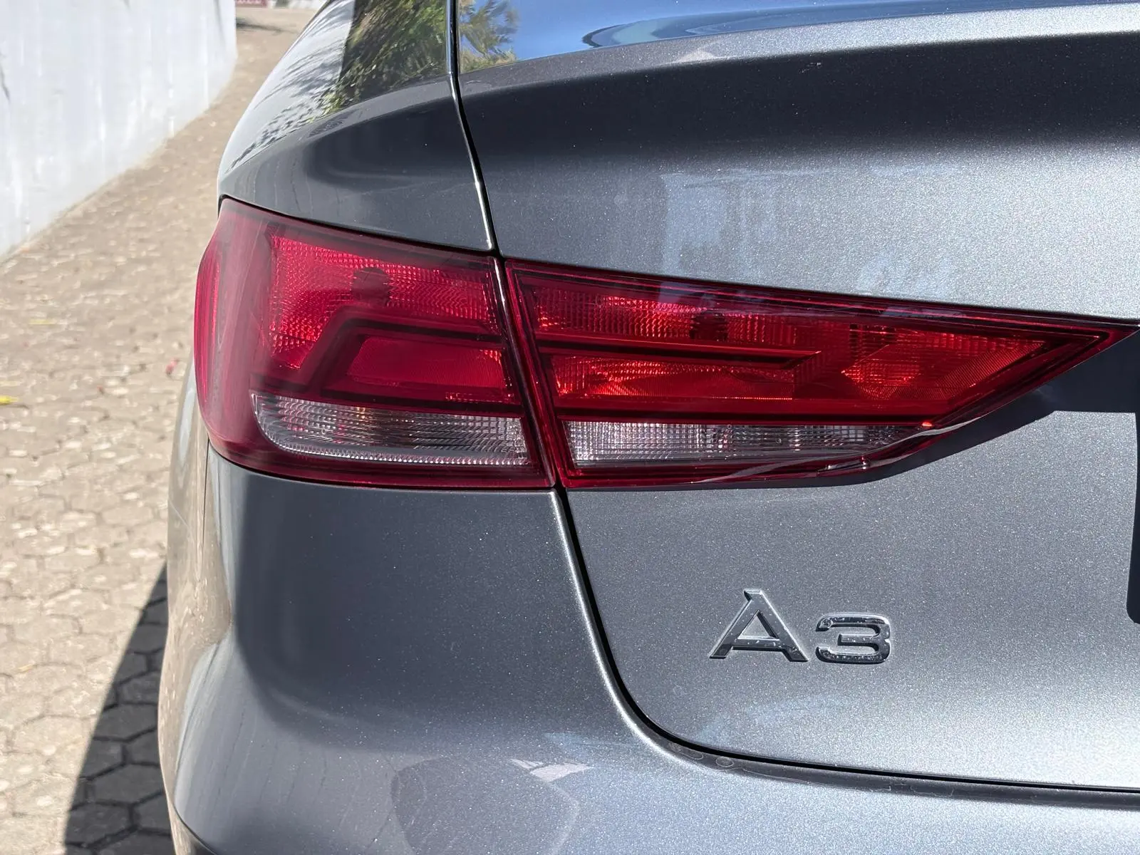 Audi A3 Limousine 1.6 TDI Attraction 22
