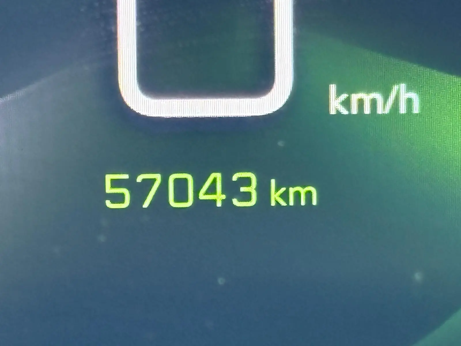 Peugeot 2008 1.2 PureTech Allure 8