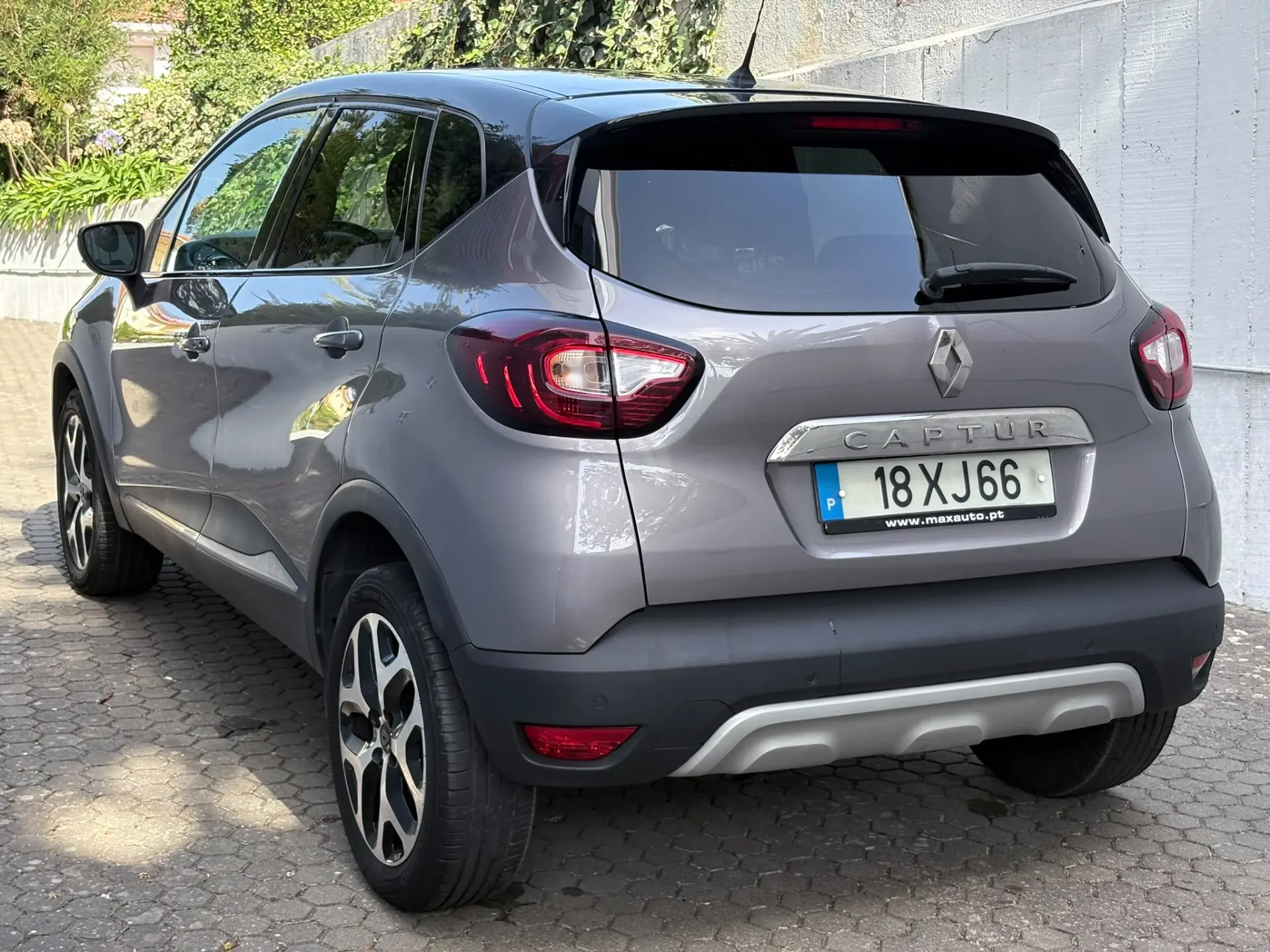 Renault Captur 0.9 TCE Exclusive 25